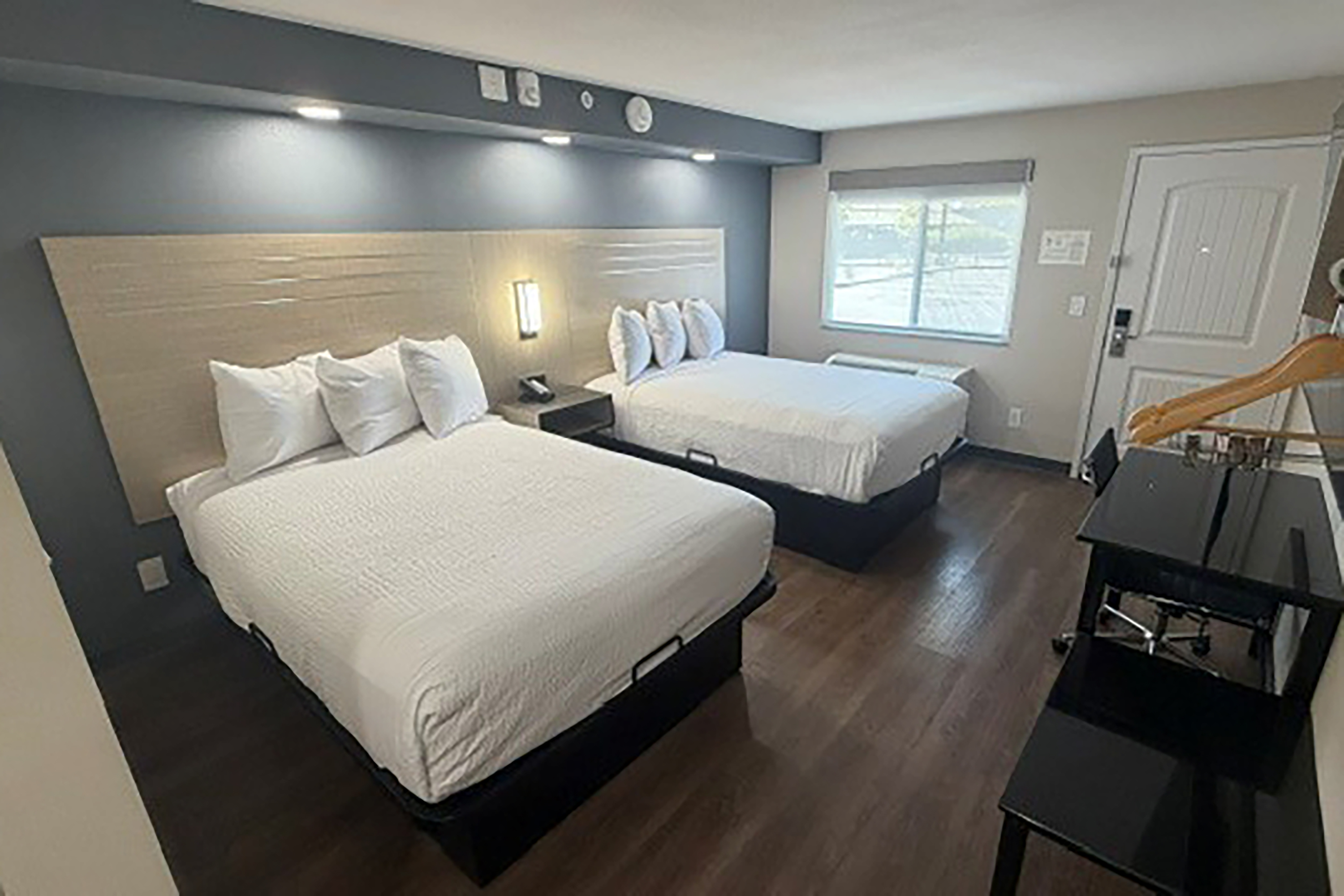 Guest room at the Travelodge by Wyndham Ukiah in Ukiah, California