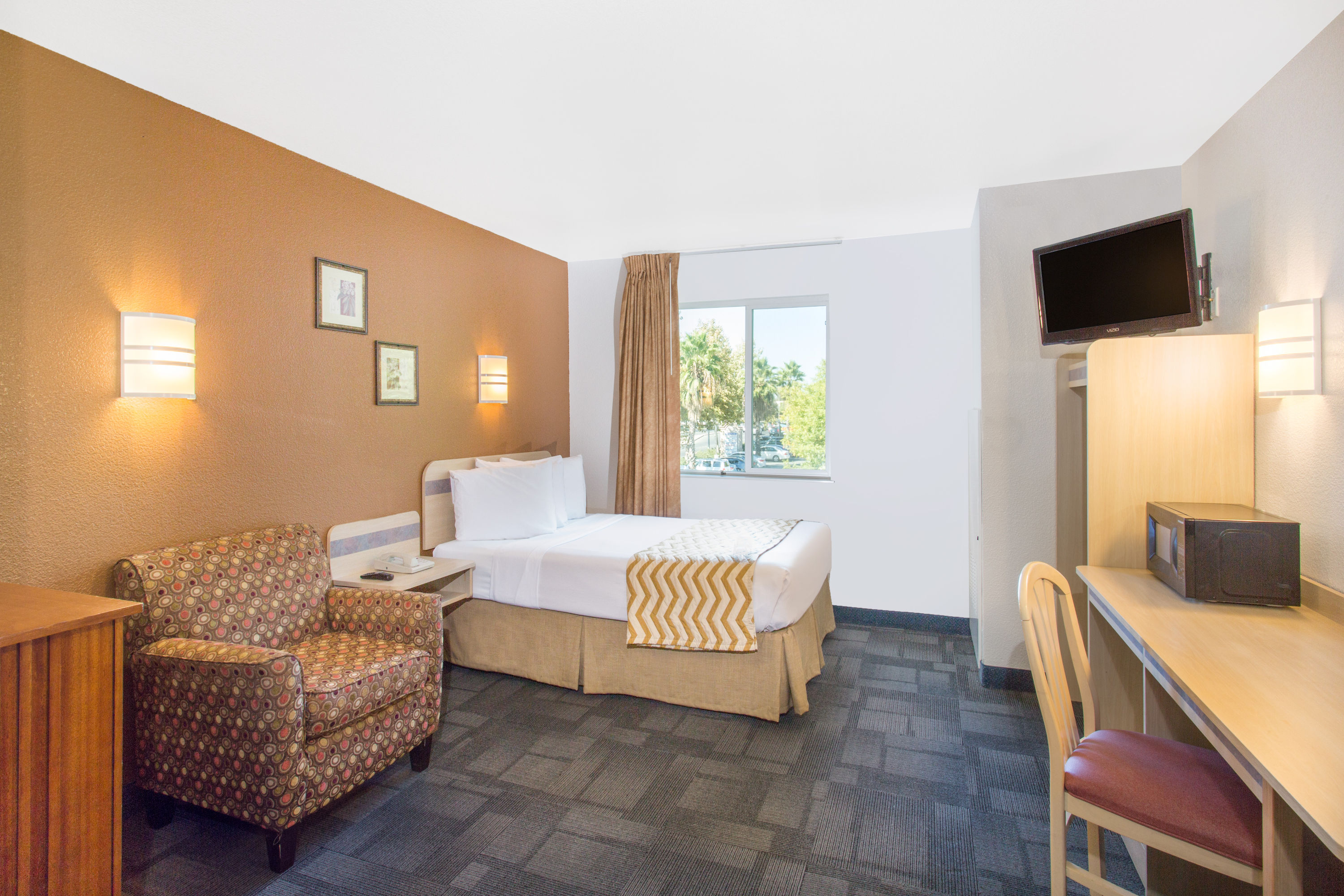 Travelodge By Wyndham Yuba City Yuba City Ca Hotels