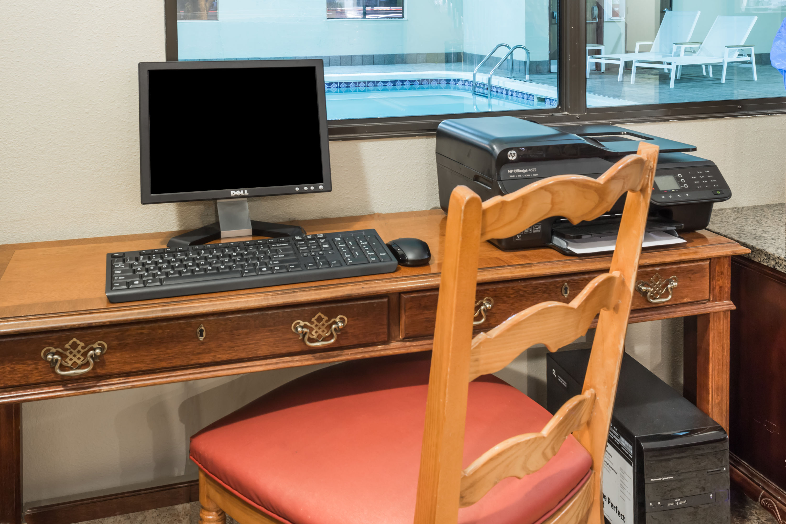 Travelodge by Wyndham Longmont business center in Longmont, Colorado