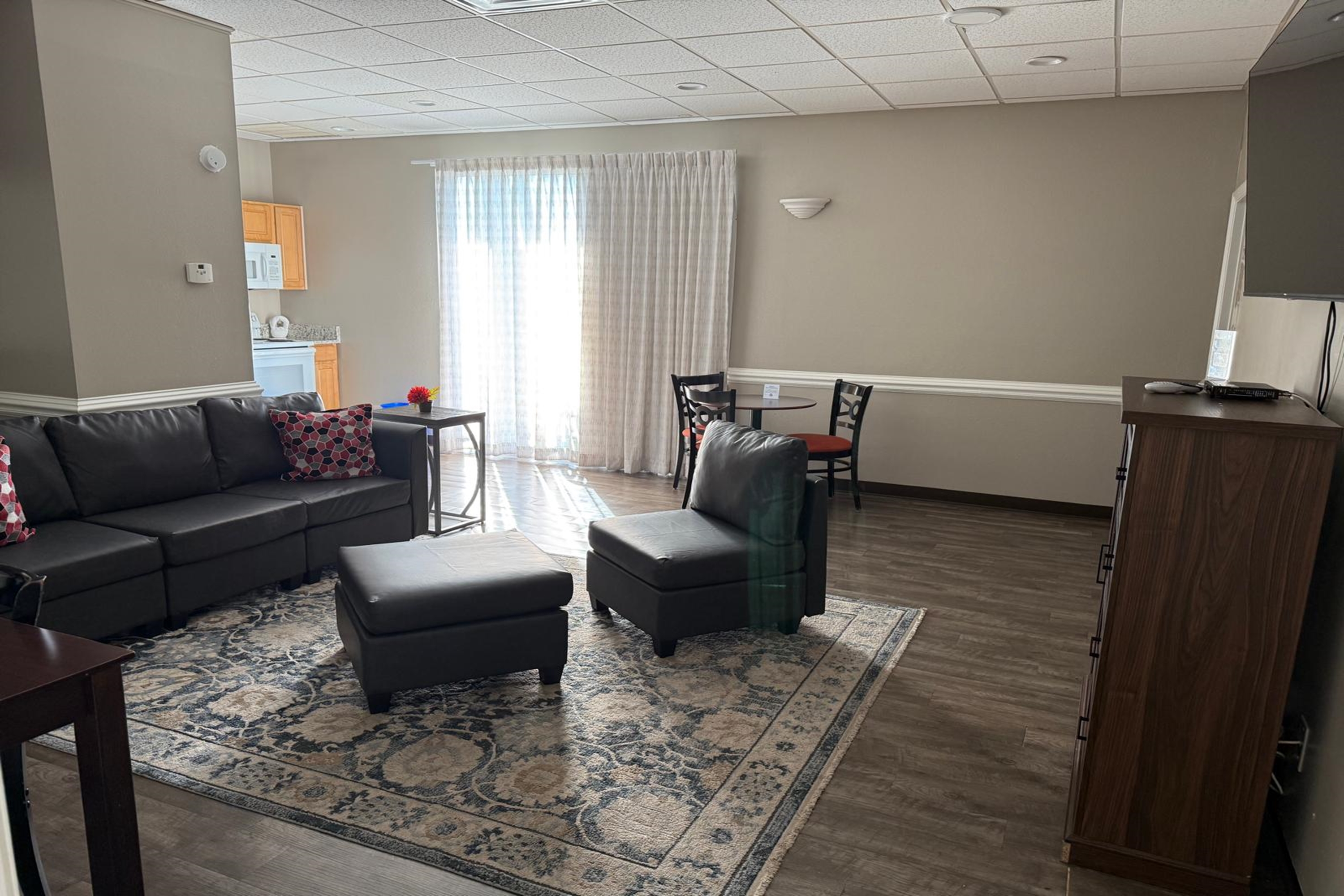 Guest room at the Travelodge by Wyndham Lakeland in Lakeland, Florida