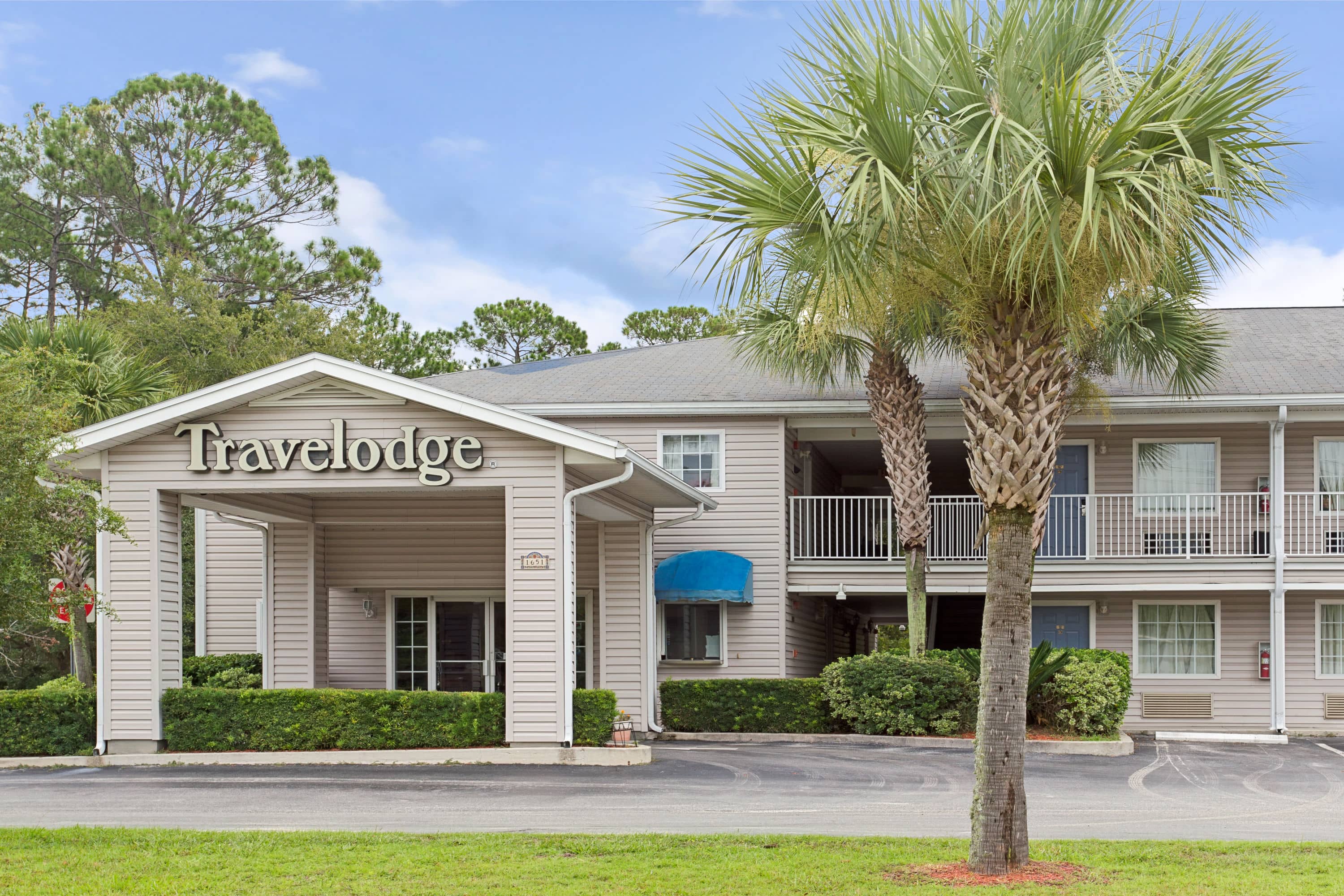 Travelodge Suites By Wyndham Macclenny Hotels Fl 32063