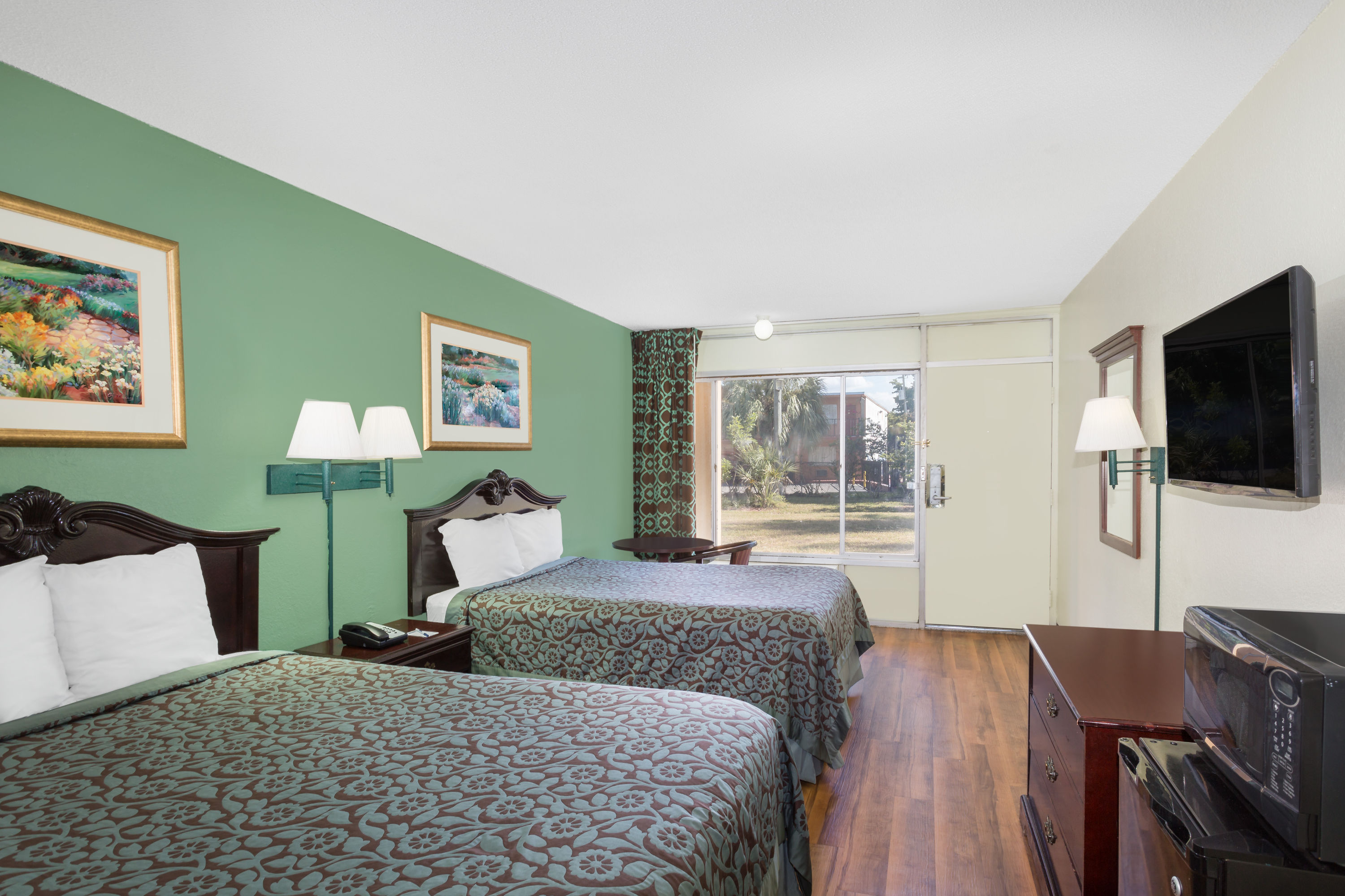 Travelodge By Wyndham Fort Myers North North Fort Myers