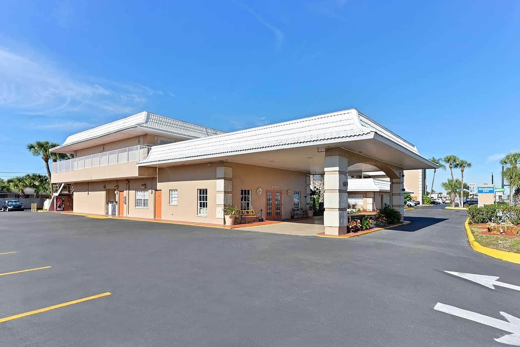 Travelodge by Wyndham Venice | Venice, FL Hotels, image size:1800x1202