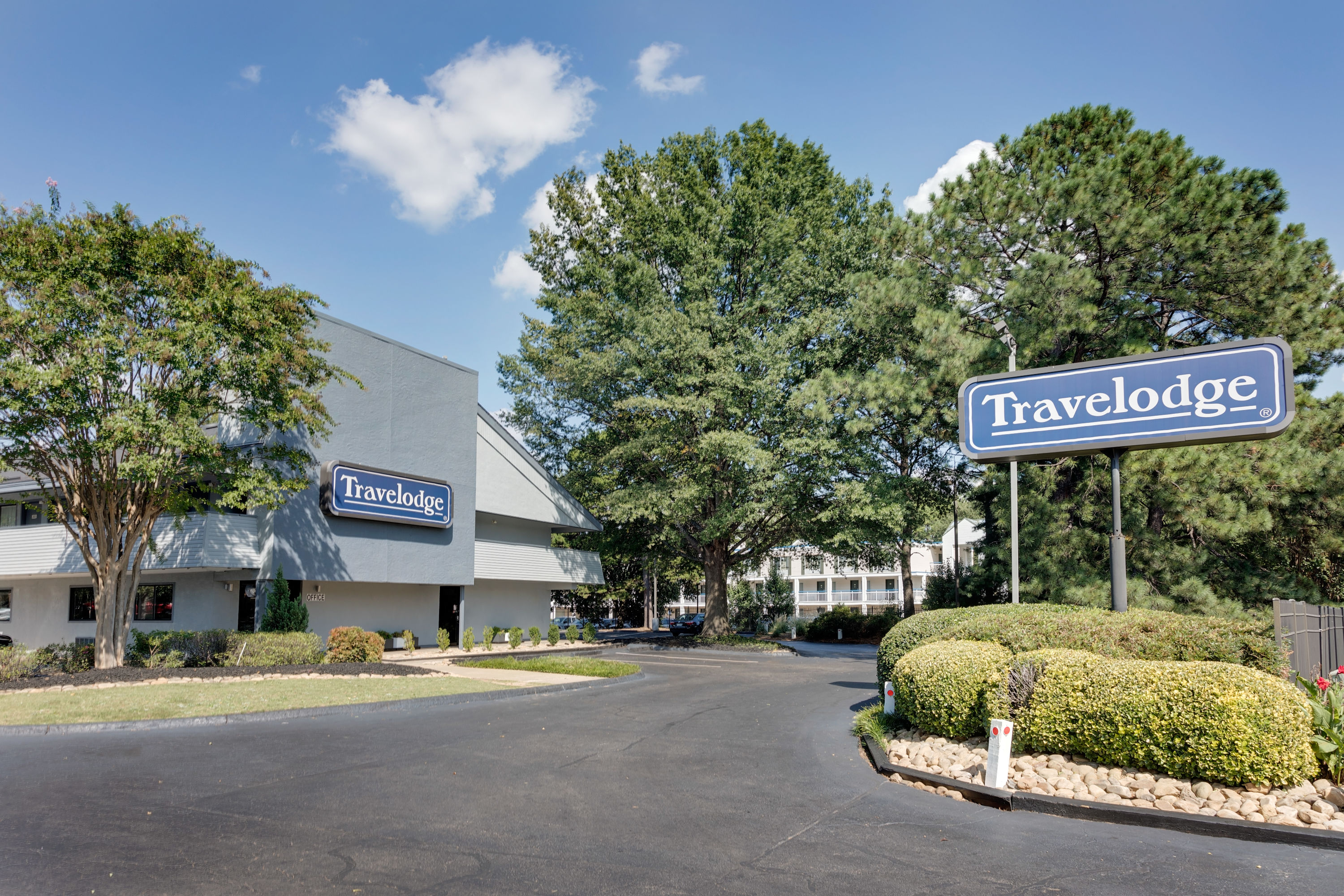 Travelodge By Wyndham College Park College Park Ga Hotels
