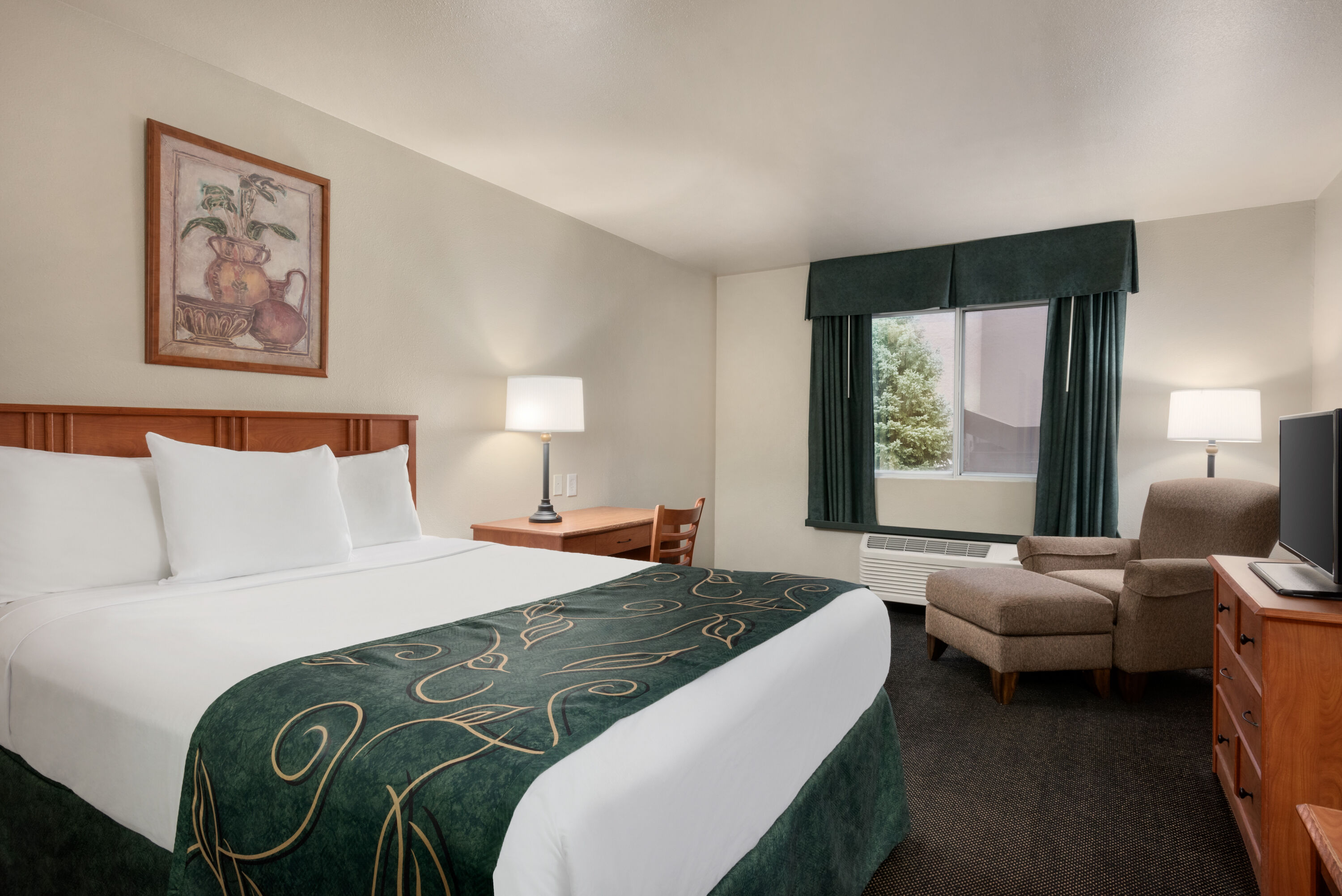 Travelodge by Wyndham Clinton Valley West Court Clinton IA Hotels