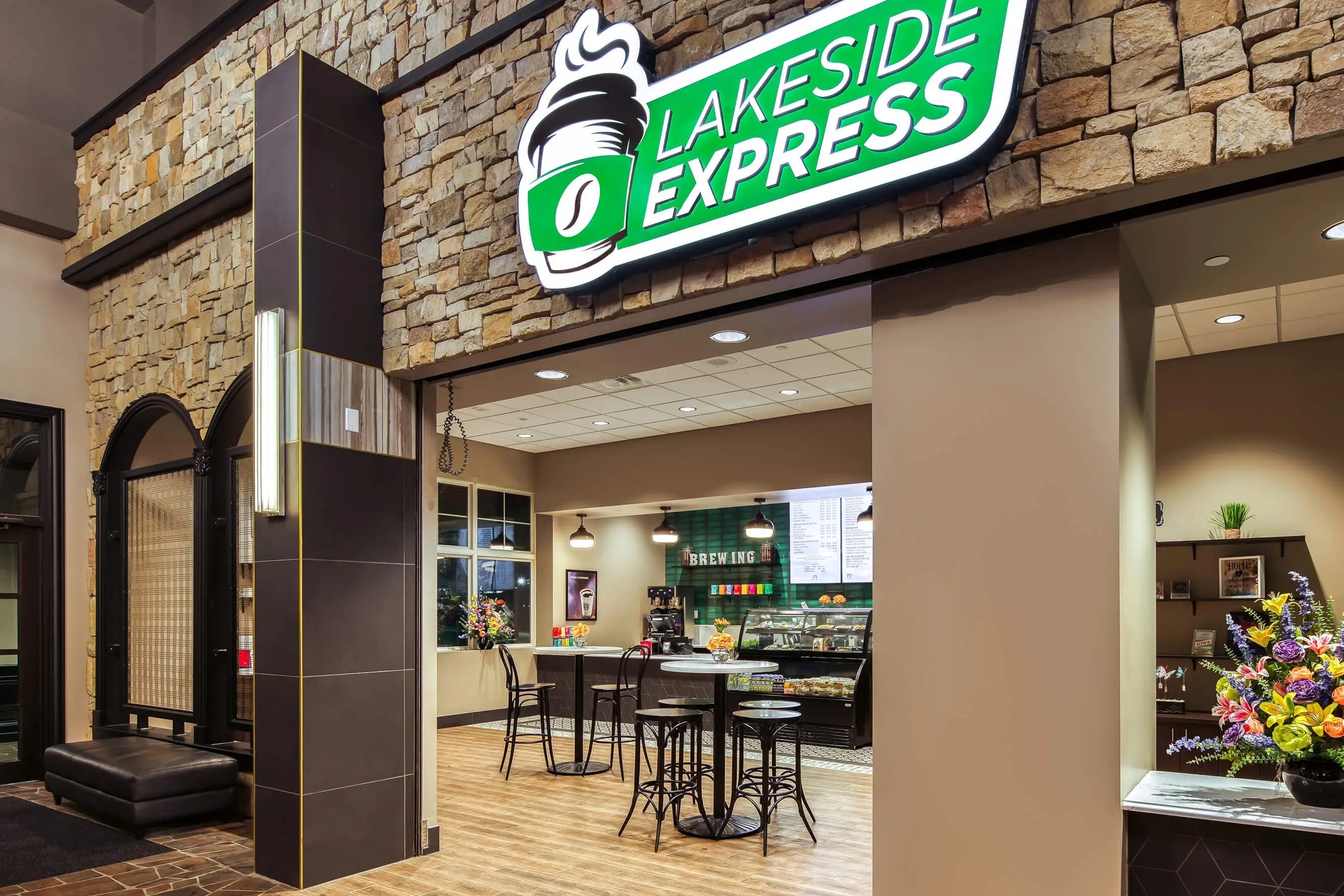 Lakeside Hotel Casino, a Travelodge by Wyndham restaurant in Osceola, Iowa