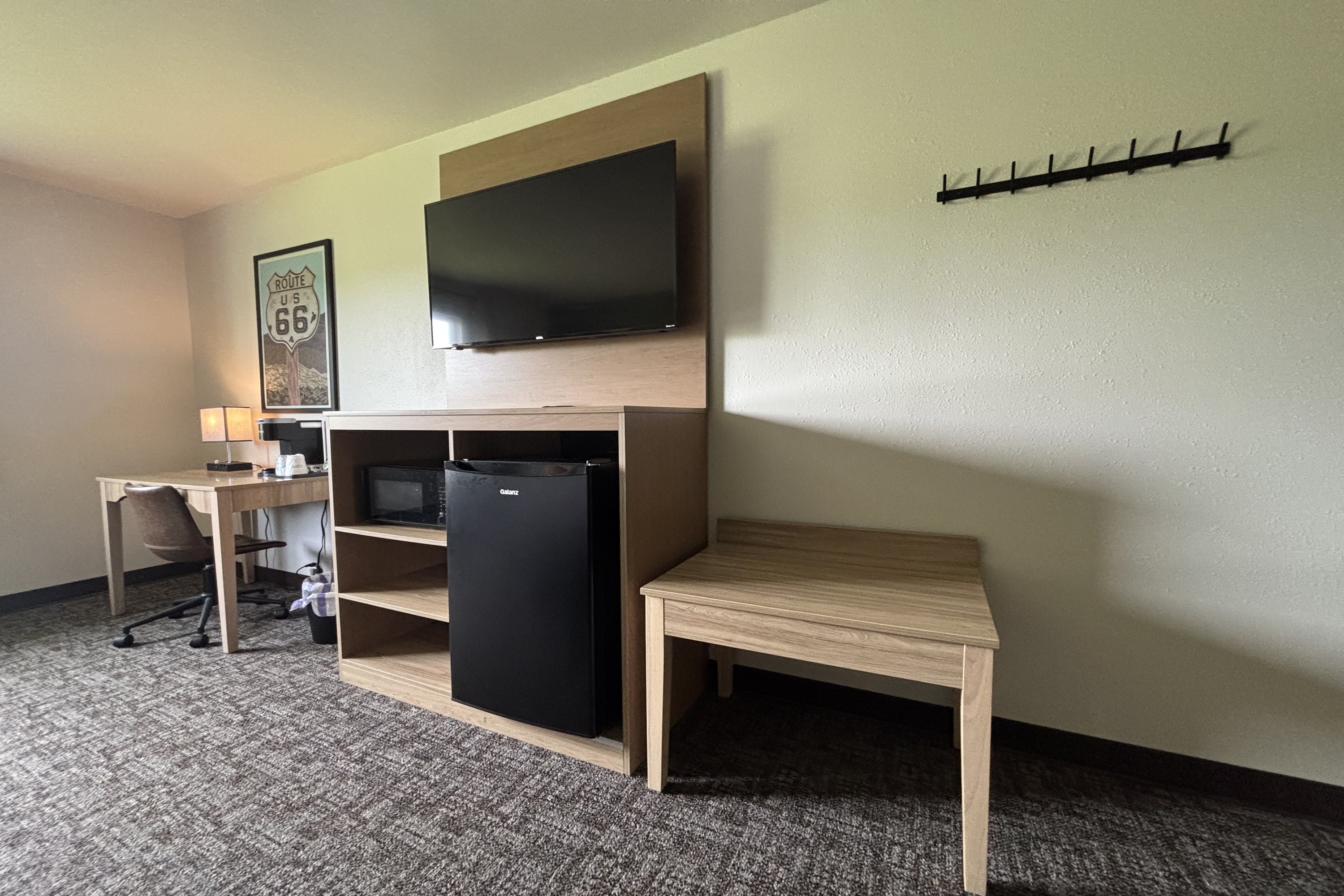 Guest room feature at the Travelodge by Wyndham Atlanta, Illinois in Atlanta, Illinois