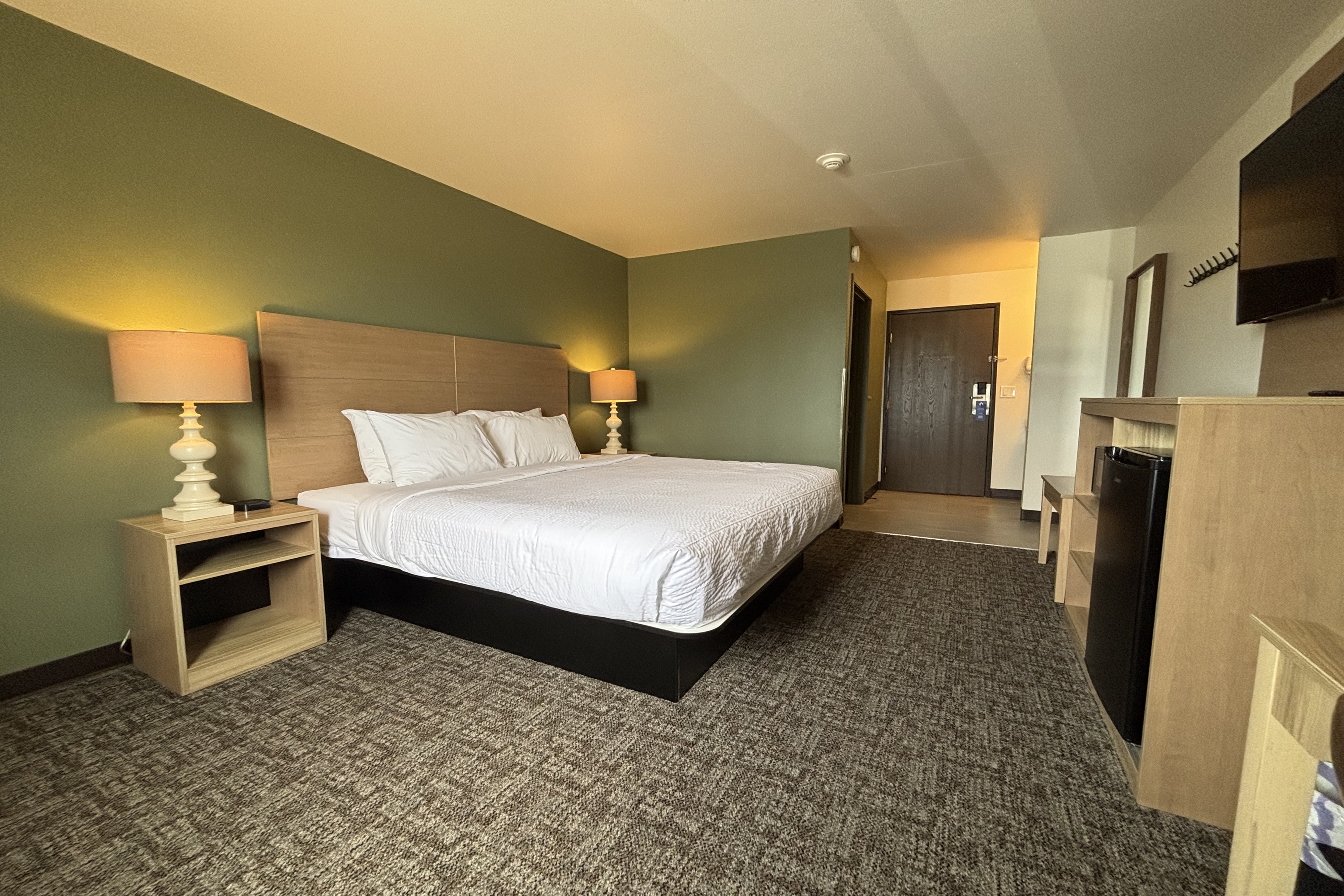 Guest room at the Travelodge by Wyndham Atlanta, Illinois in Atlanta, Illinois
