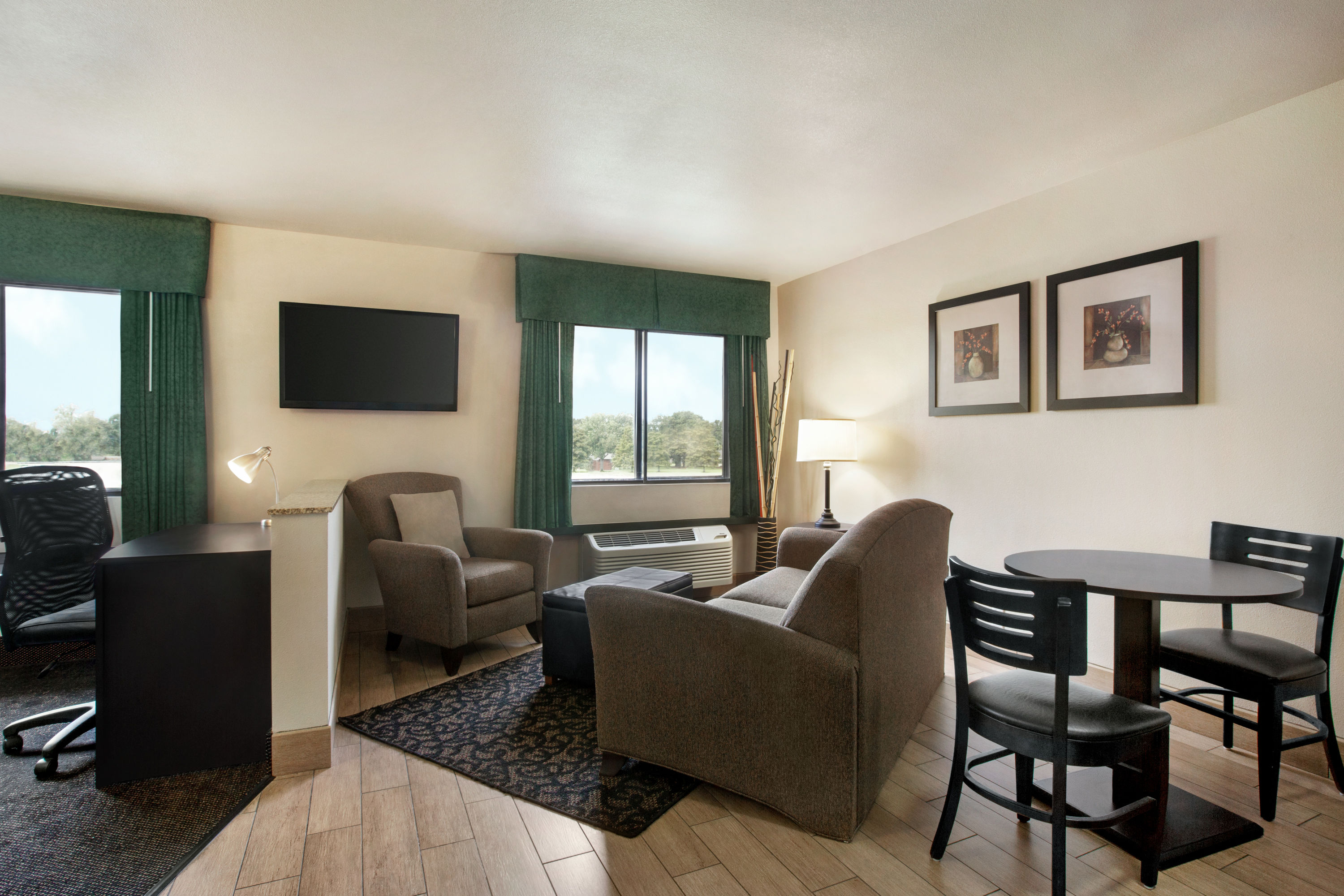 Guest room at the Travelodge by Wyndham Livonia in Livonia, Louisiana