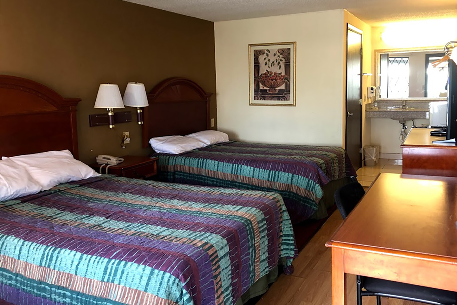 Travelodge By Wyndham Laurel Laurel Md Hotels