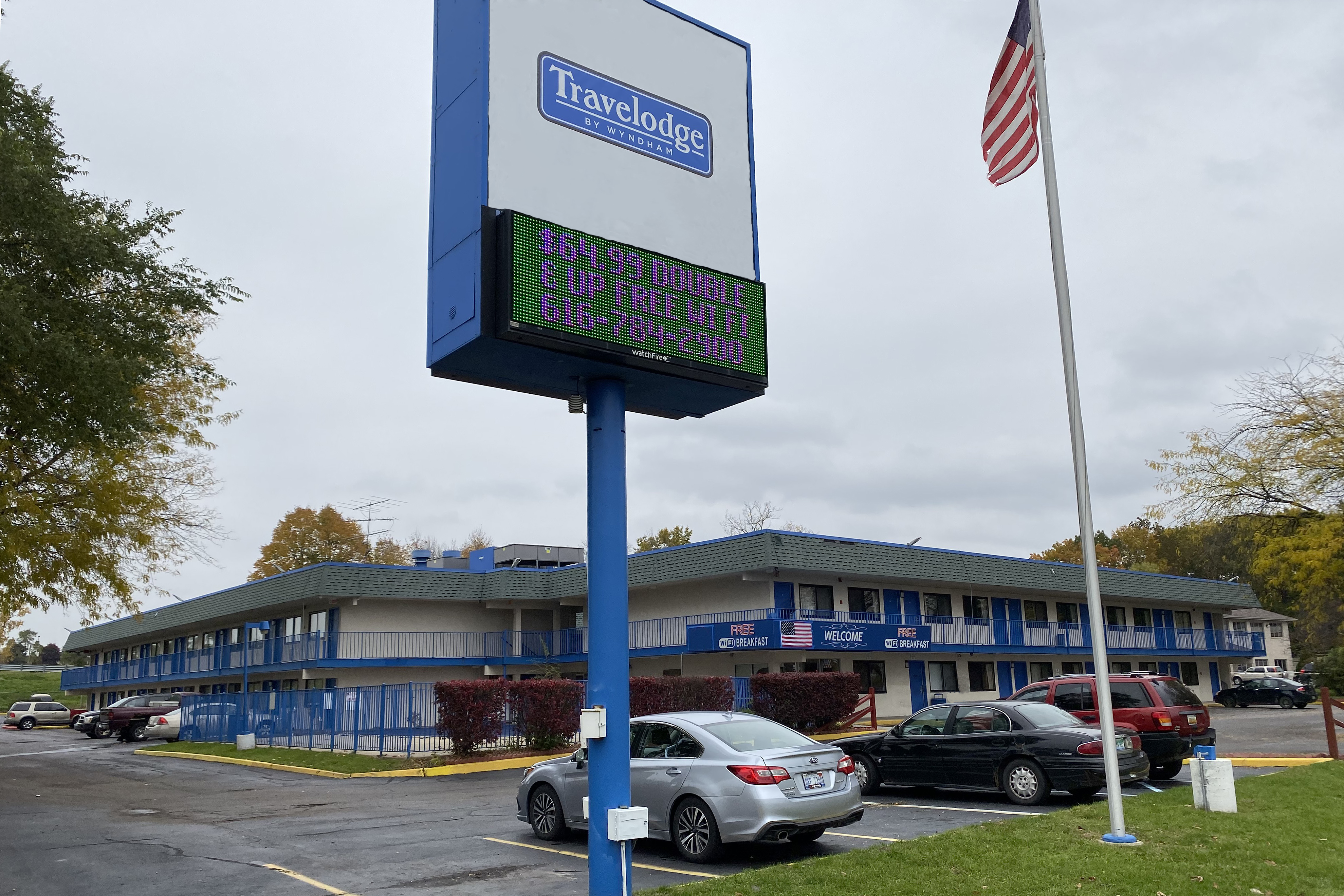Travelodge By Wyndham Grand Rapids North Grand Rapids
