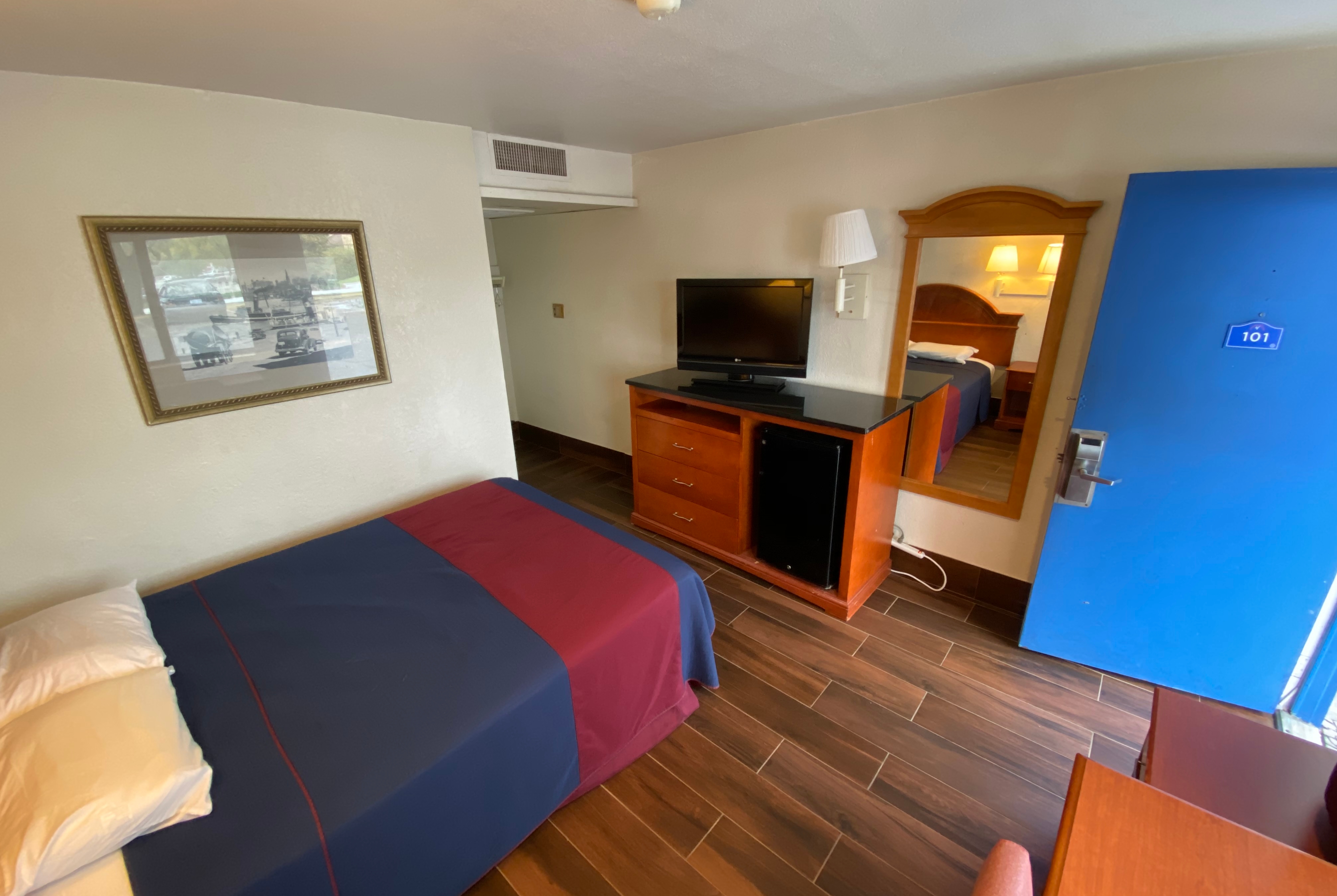 Travelodge By Wyndham Grand Rapids North Grand Rapids
