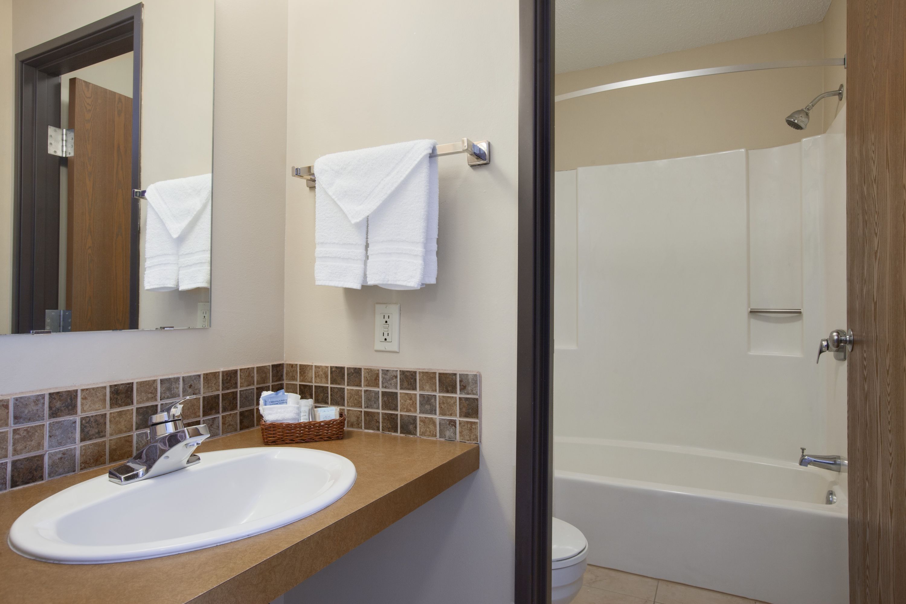 Travelodge By Wyndham Motel Of St Cloud Saint Cloud Mn