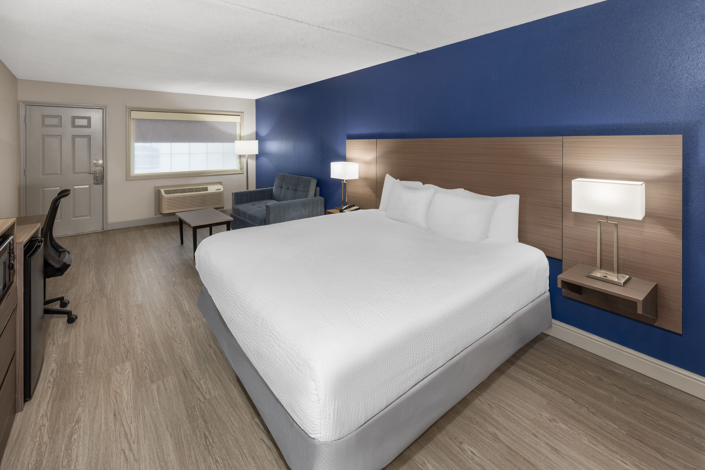 Guest room at the Angel Inn Near IMAX, a Travelodge by Wyndham in Branson, Missouri