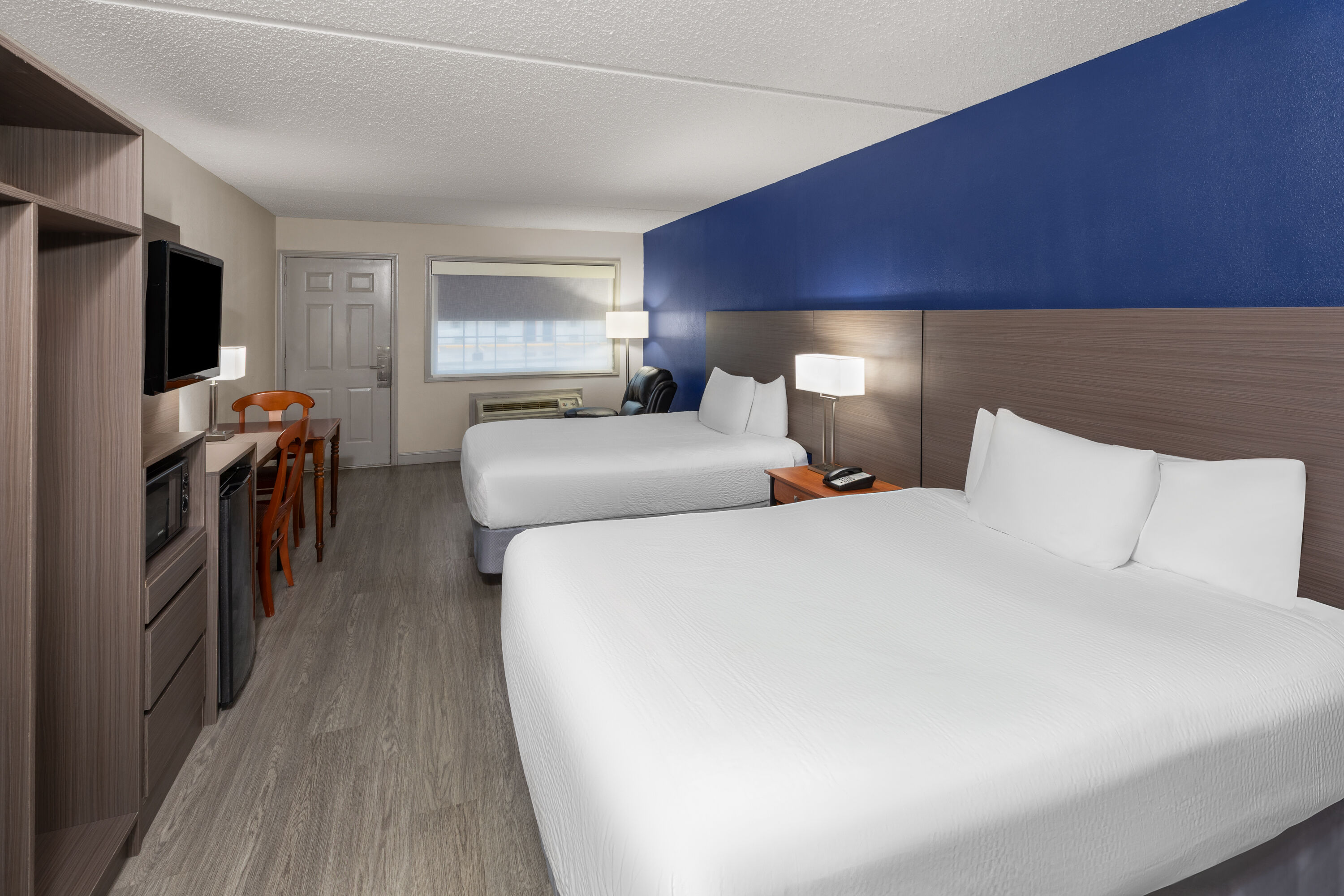 Guest room at the Angel Inn Near IMAX, a Travelodge by Wyndham in Branson, Missouri