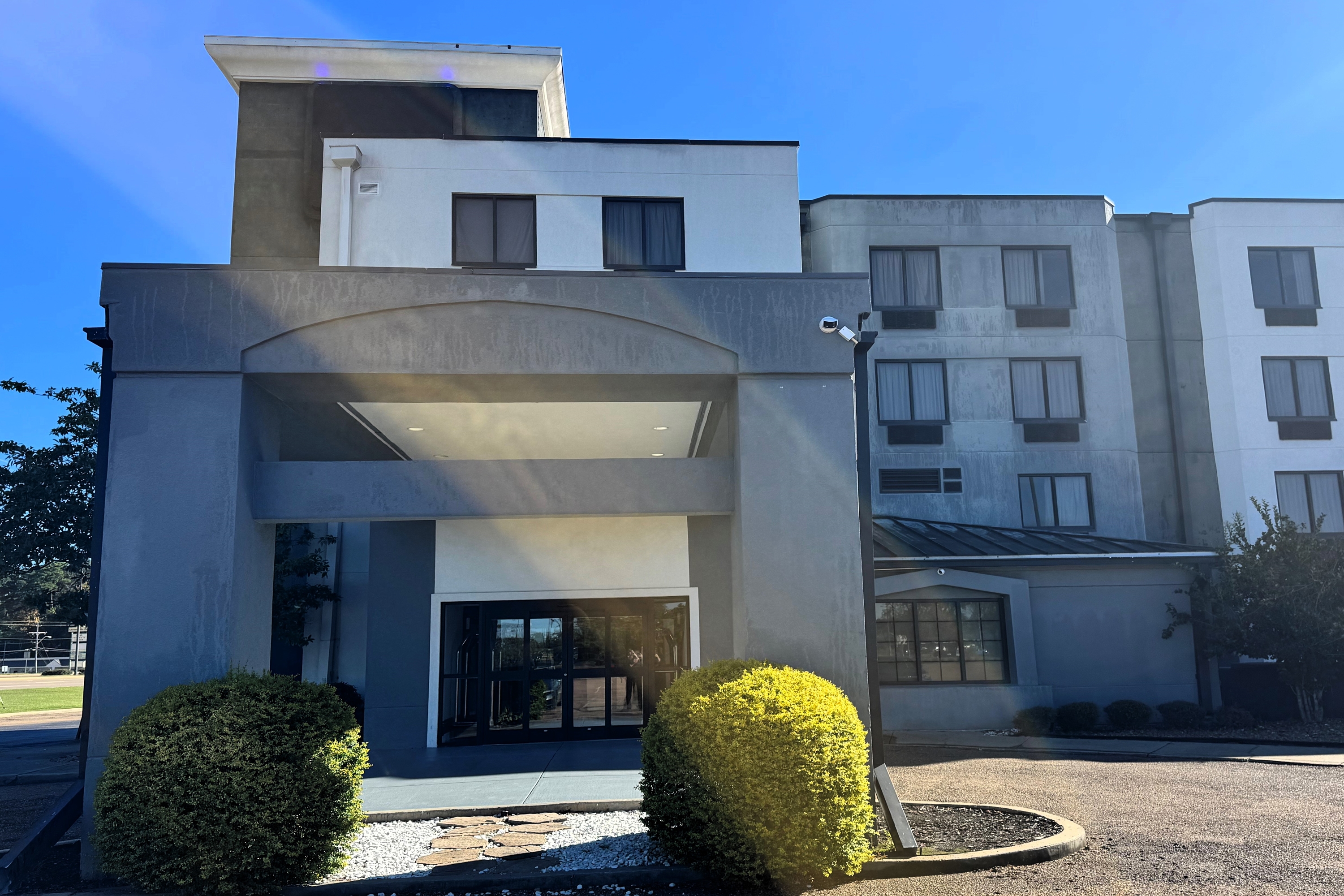 Exterior of Travelodge by Wyndham Flowood/Jackson/Airport North hotel in Flowood, Mississippi