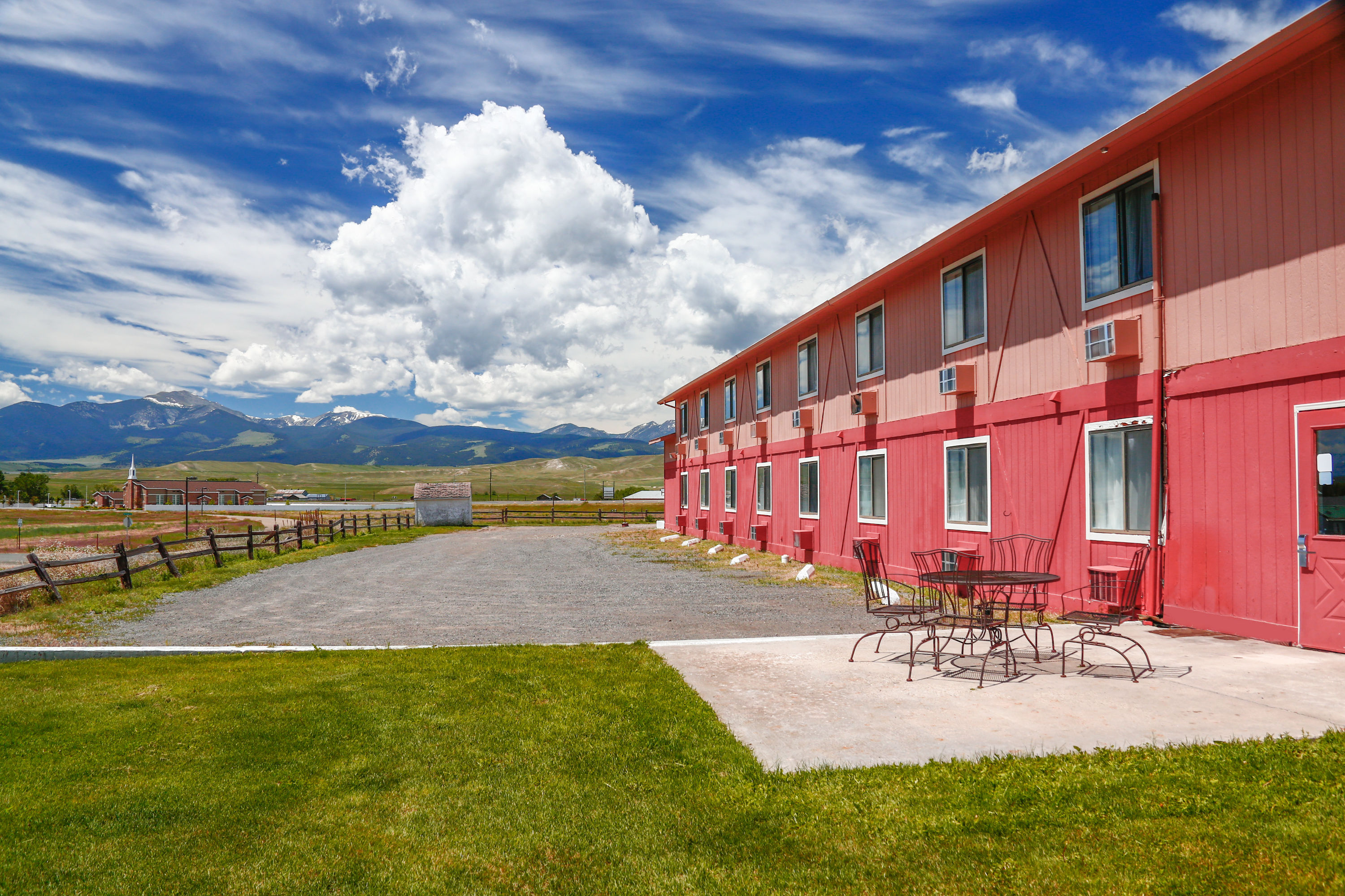 travel lodge montana