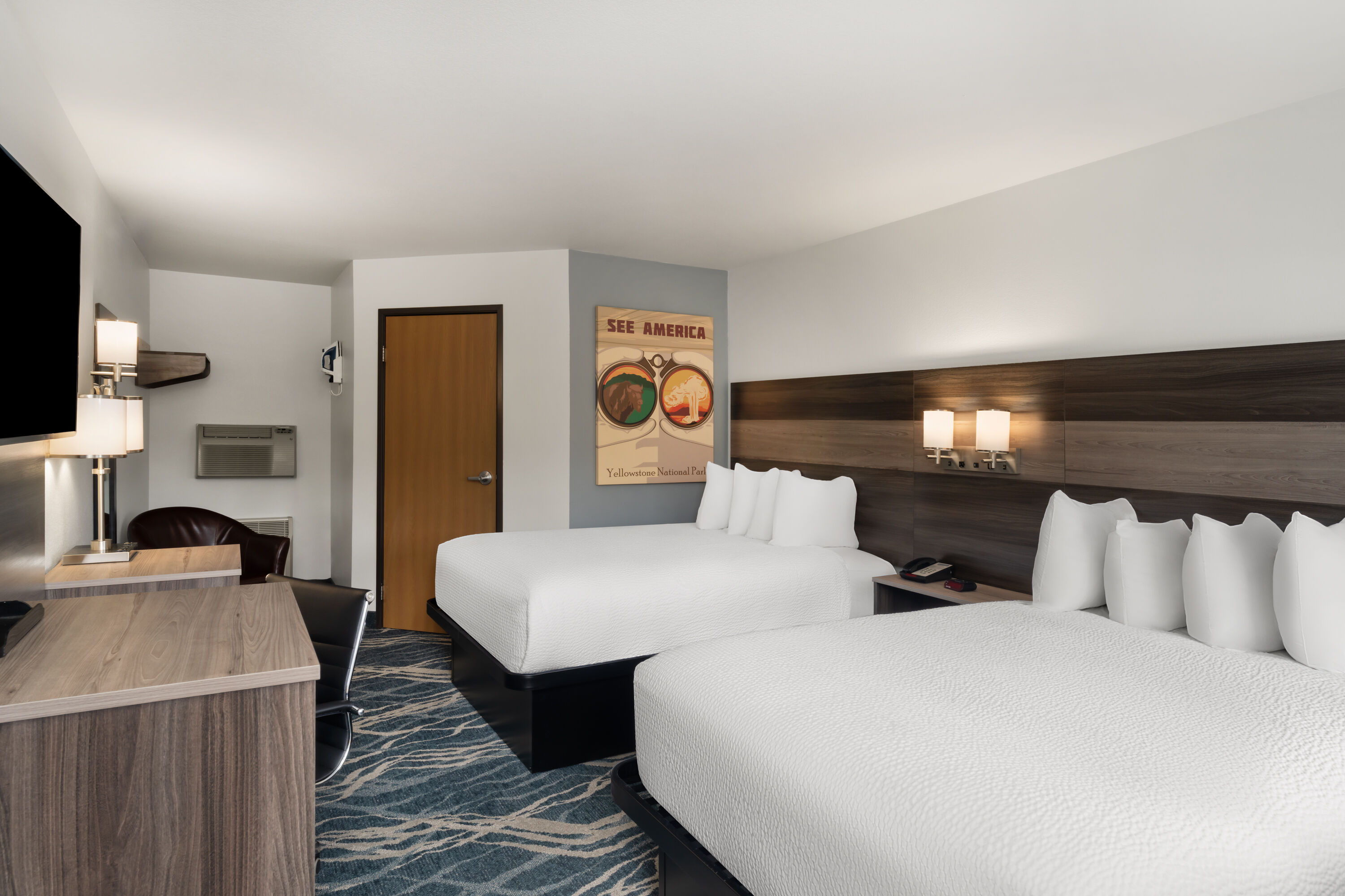 Travelodge by Wyndham Gardiner Yellowstone Park North suite in Gardiner, Montana