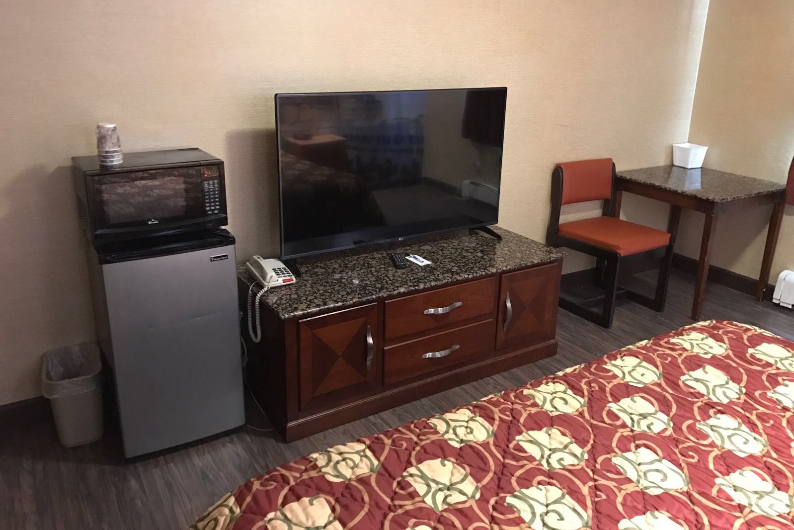 Travelodge By Wyndham Avenel Woodbridge Avenel Nj Hotels