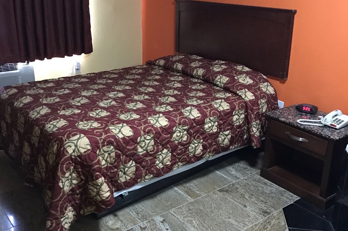 Travelodge By Wyndham Avenel Woodbridge Avenel Nj Hotels