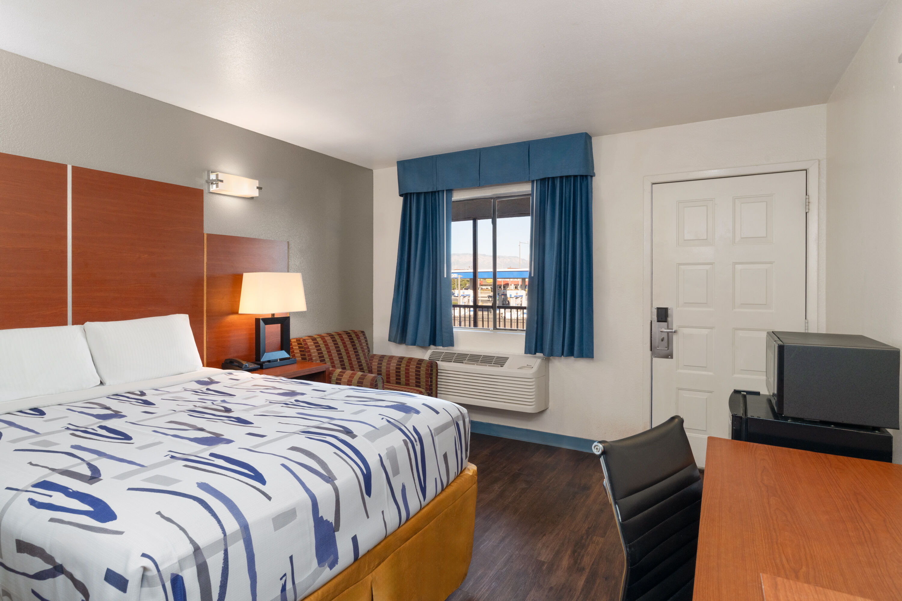 Guest room at the Travelodge by Wyndham Albuquerque West in Albuquerque, New Mexico