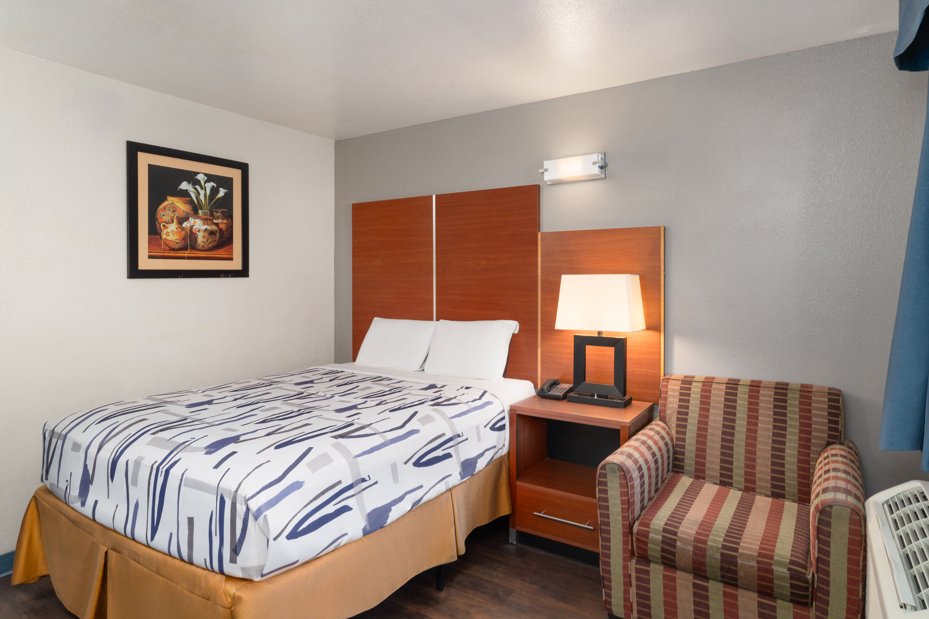 Guest room at the Travelodge by Wyndham Albuquerque West in Albuquerque, New Mexico