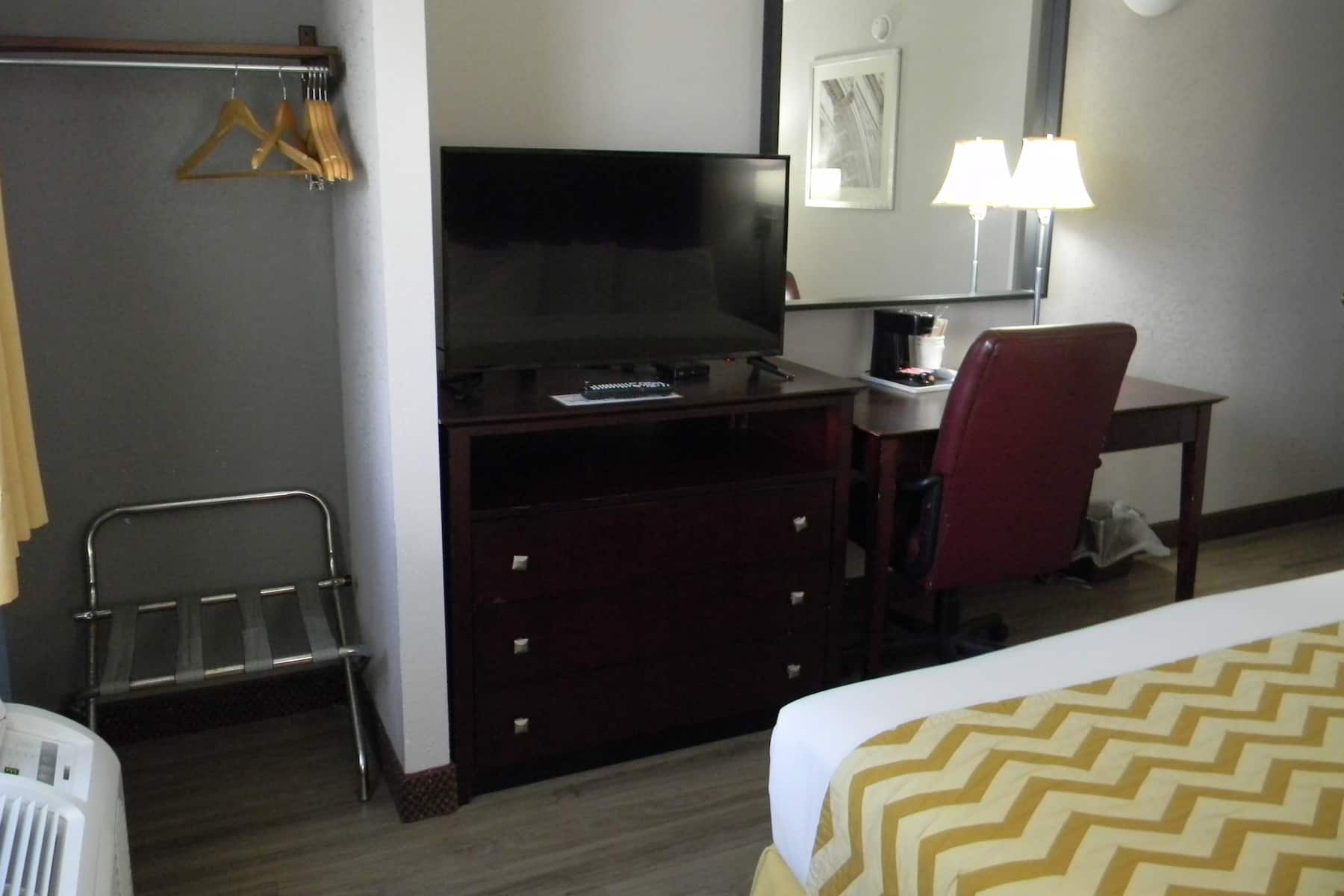 Guest room at the Travelodge Inn & Suites by Wyndham Albany in Albany, New York