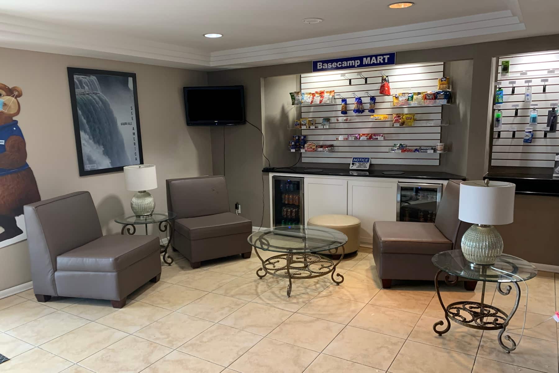 Mart at Travelodge Inn & Suites by Wyndham Albany in Albany, New York