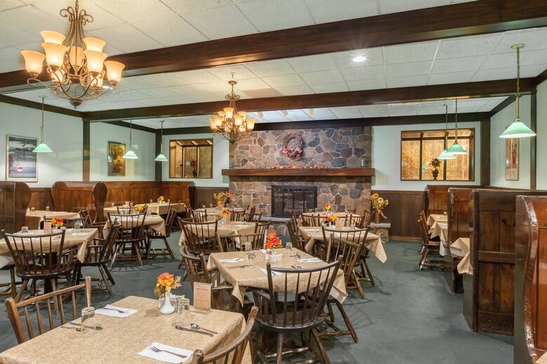 Travelodge Little Falls restaurant in Little Falls, New York