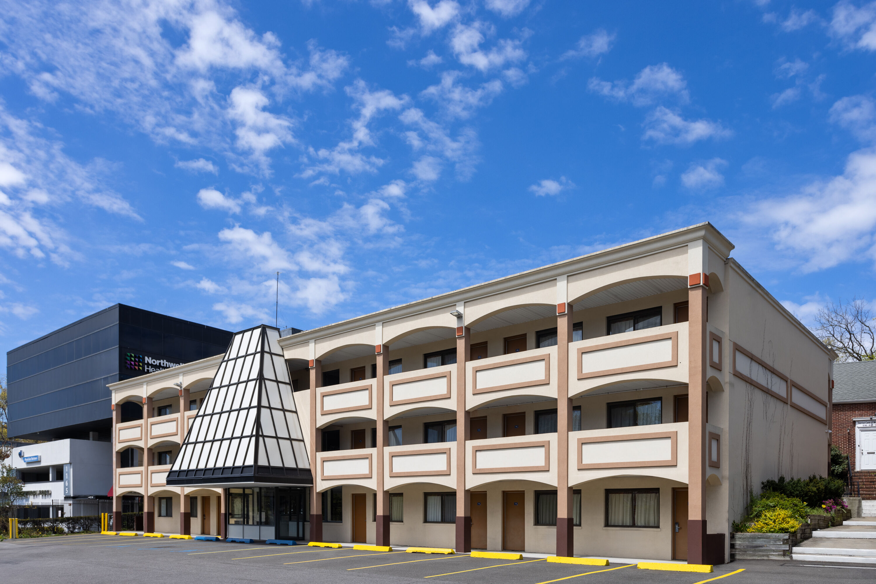 Travelodge by Wyndham Manhasset in Manhasset, United States