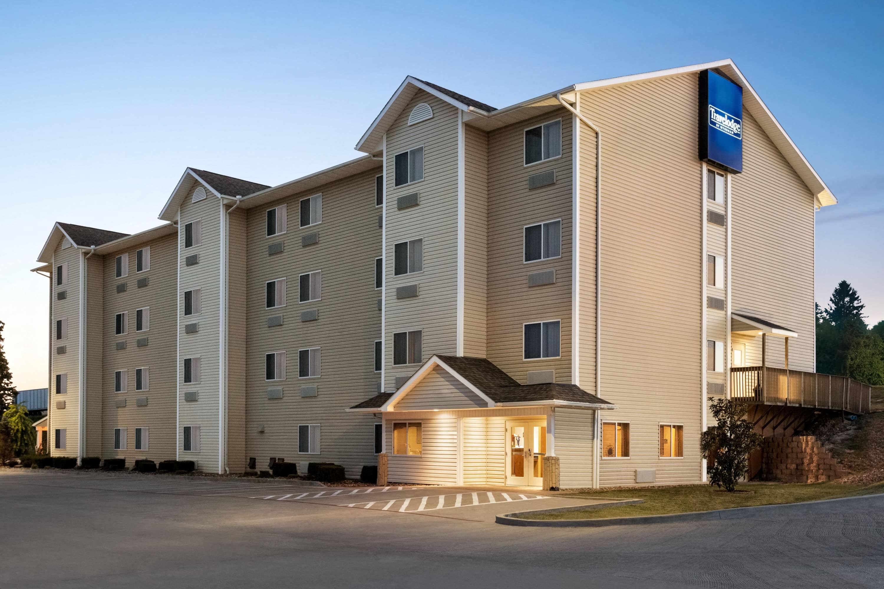 Travelodge by Wyndham McAlester McAlester, OK Hotels