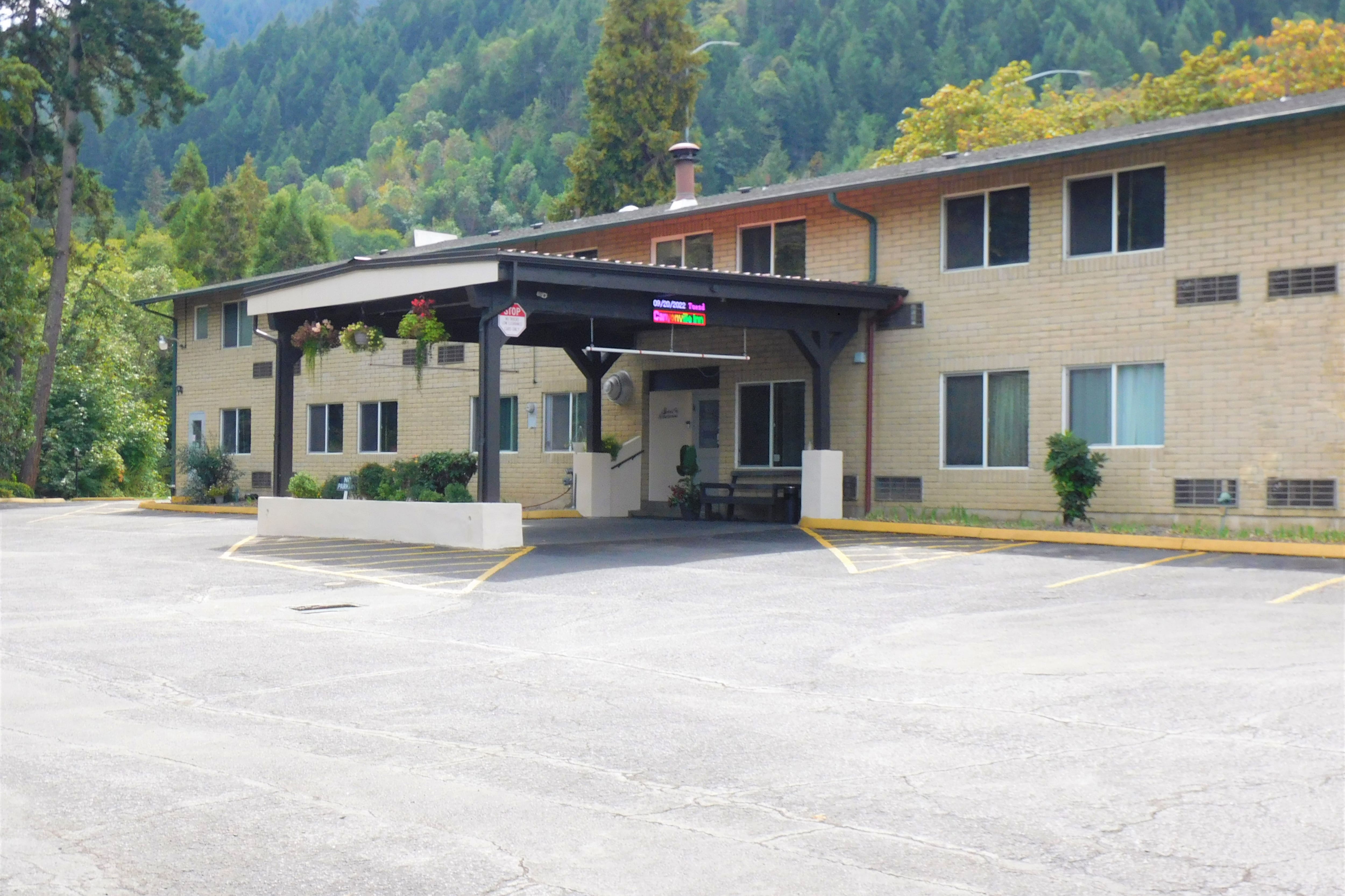 Travelodge by Wyndham Canyonville Canyonville, OR Hotels