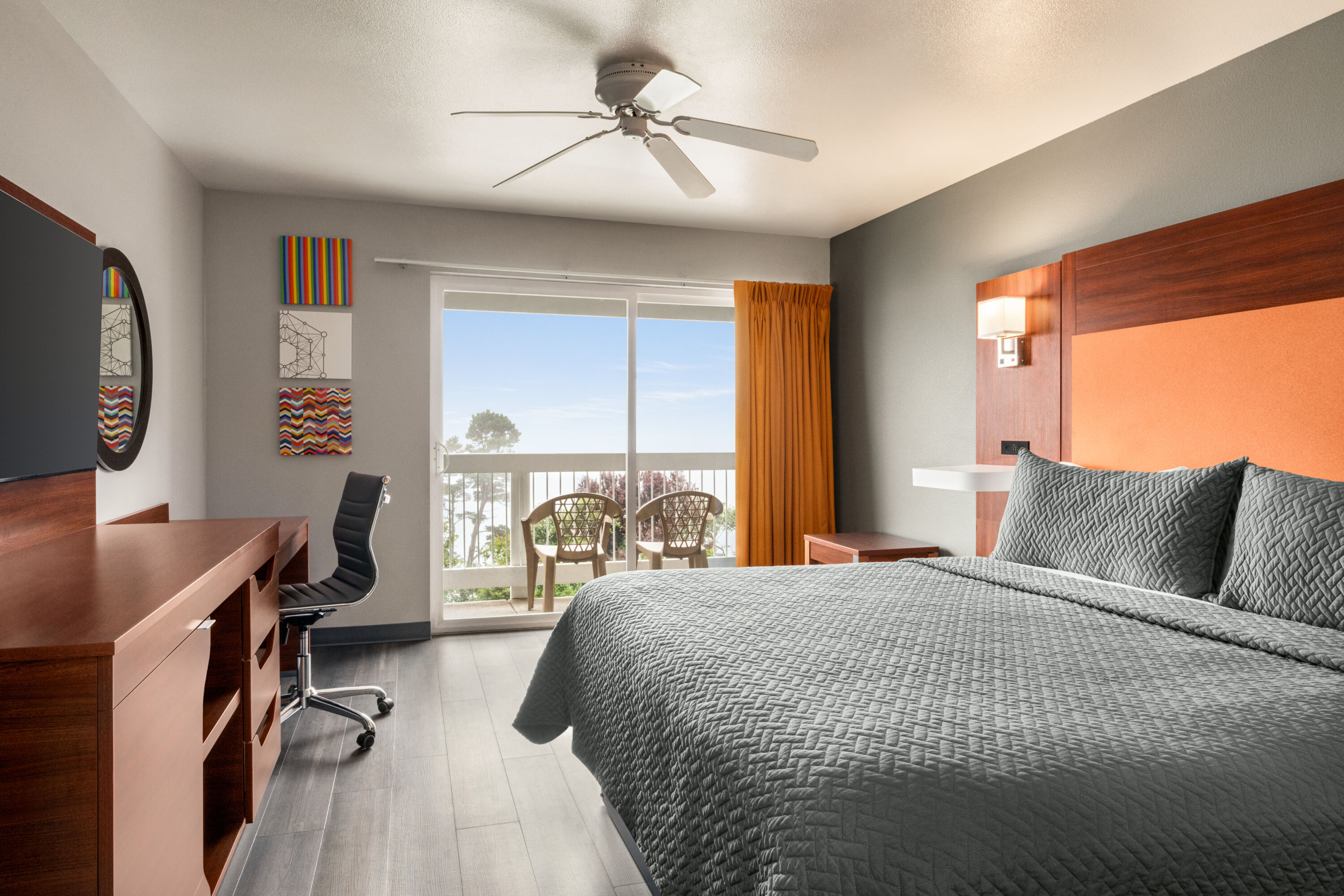 Guest room at the Travelodge by Wyndham Depoe Bay in Depoe Bay, Oregon