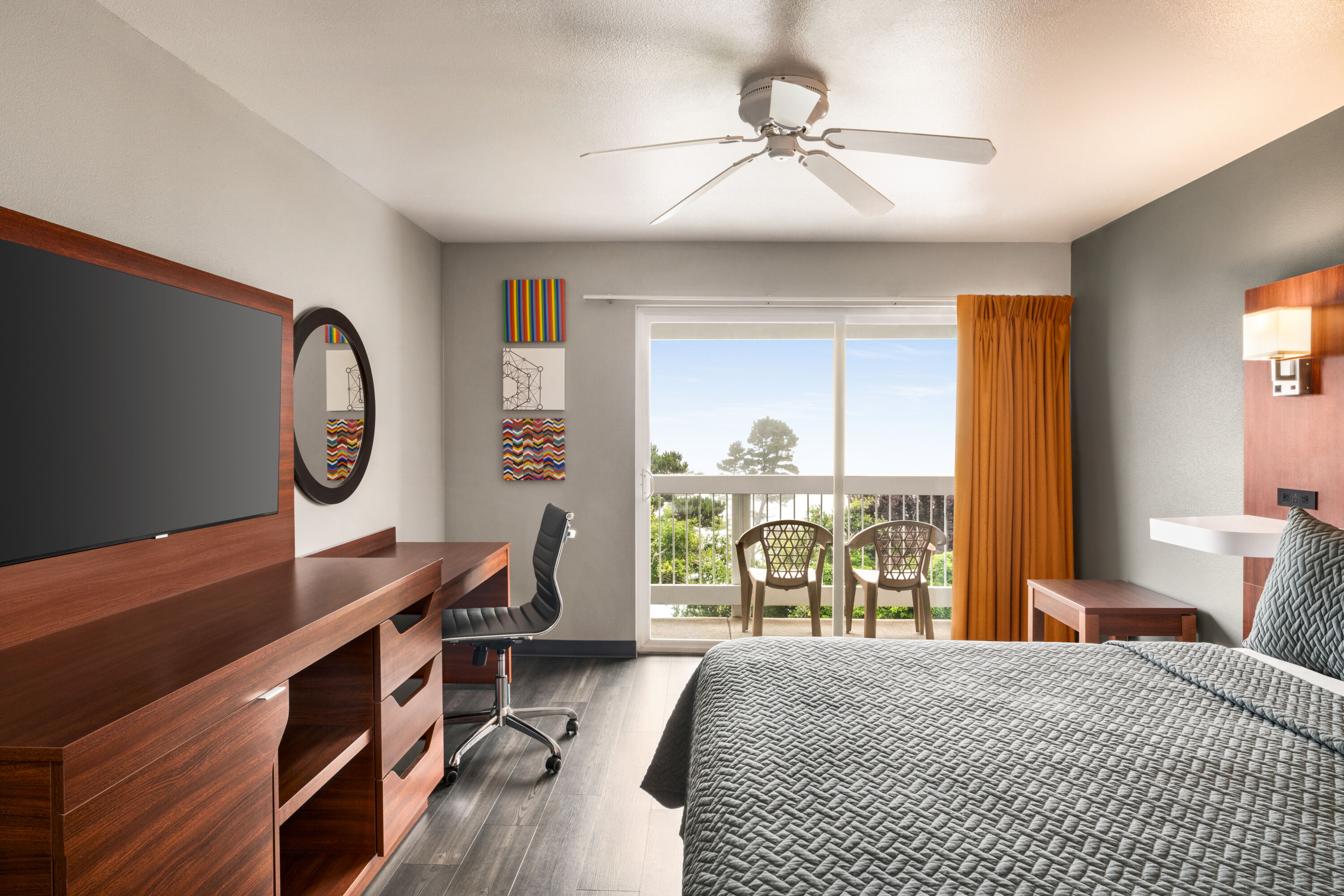 Guest room at the Travelodge by Wyndham Depoe Bay in Depoe Bay, Oregon