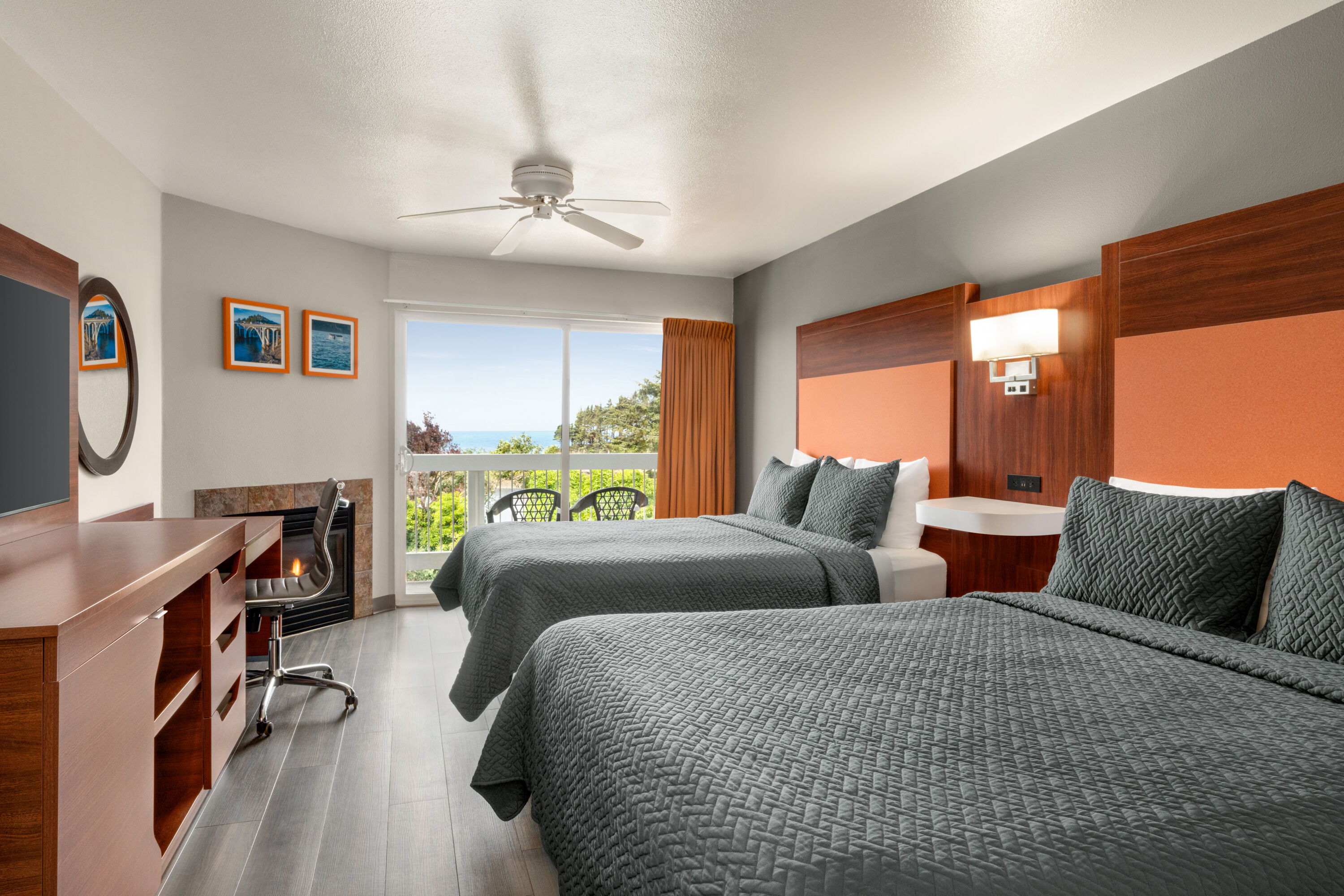 Guest room at the Travelodge by Wyndham Depoe Bay in Depoe Bay, Oregon