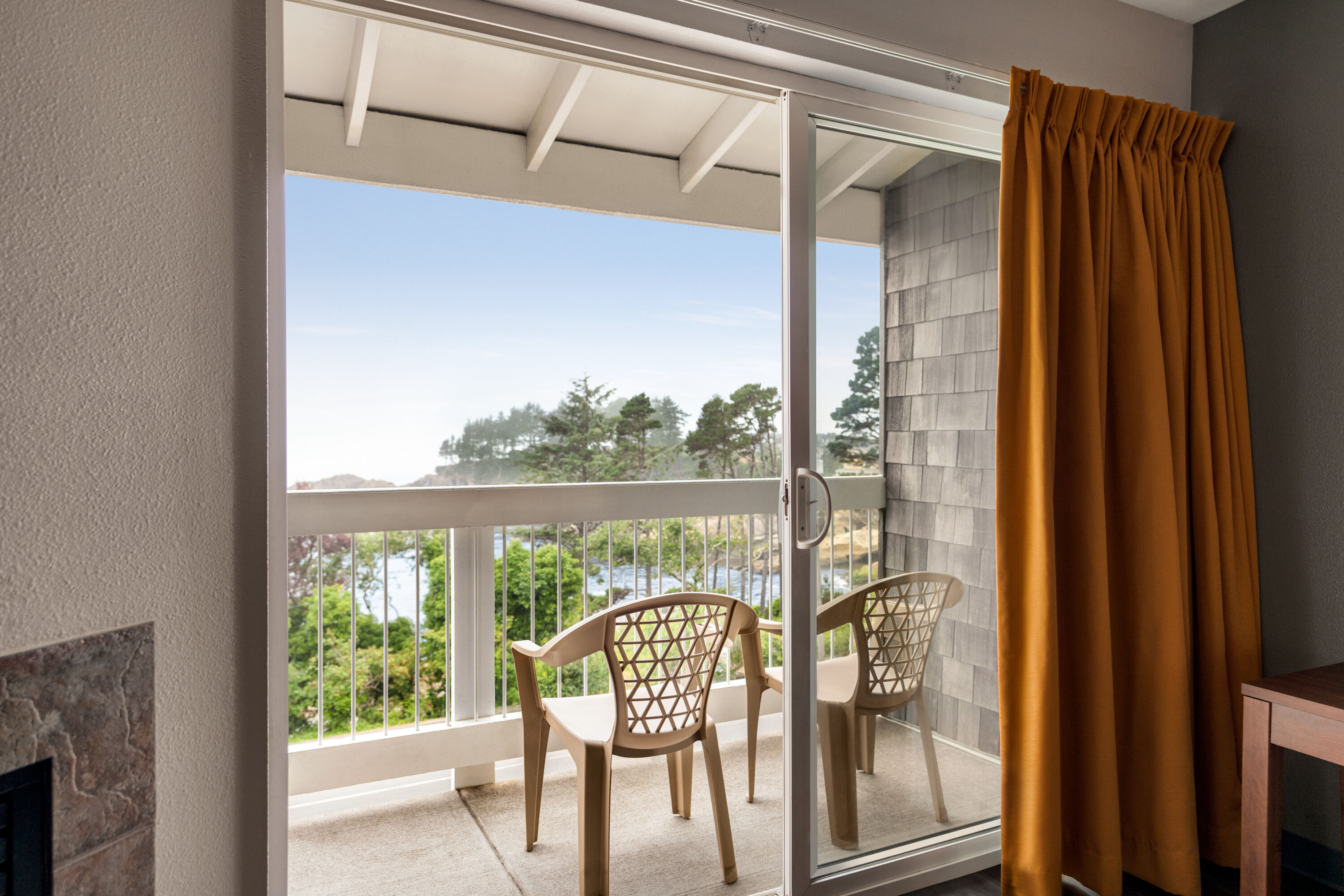 Guest room at the Travelodge by Wyndham Depoe Bay in Depoe Bay, Oregon