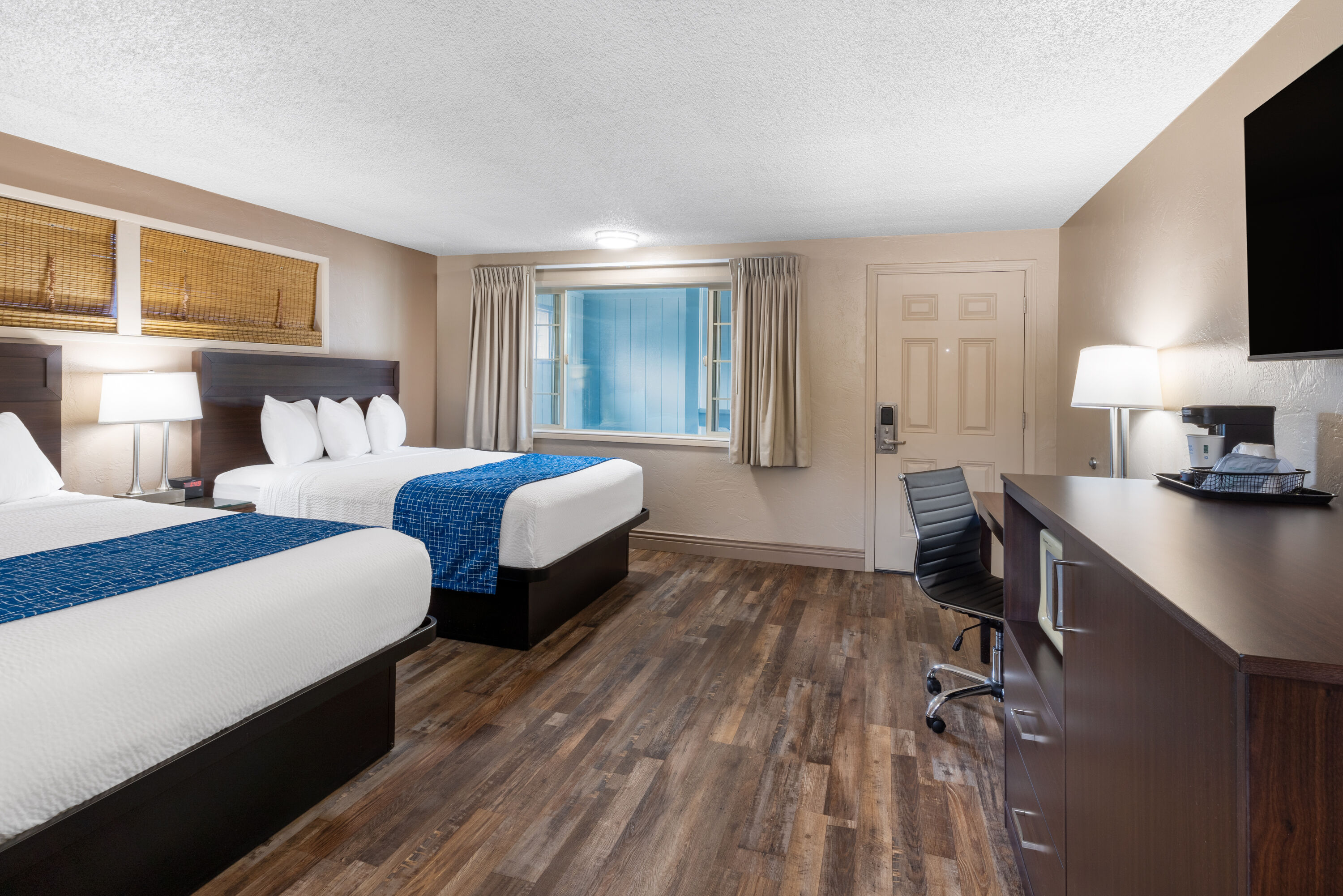 Guest room at the Travelodge by Wyndham Florence in Florence, Oregon