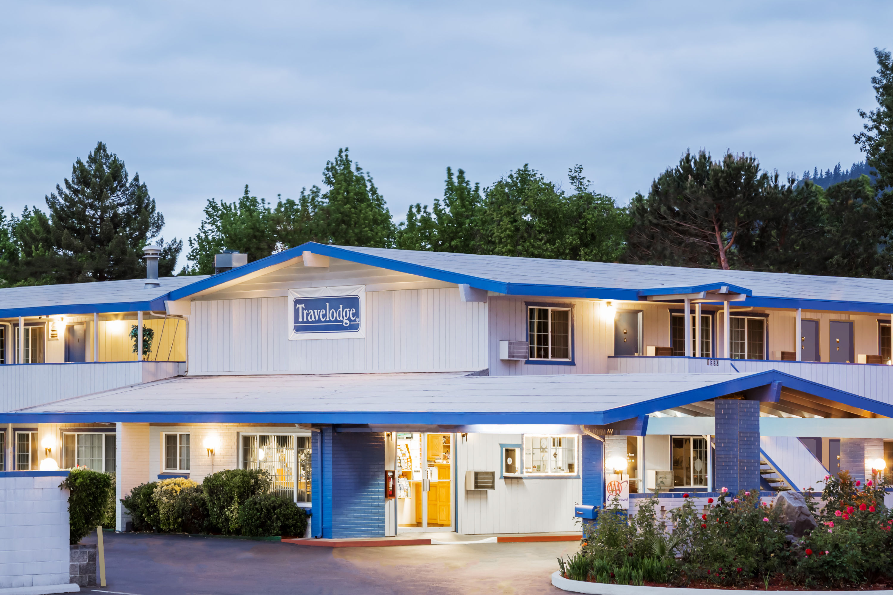 Travelodge Wyndham Grants Pass Grants Pass  Hotels