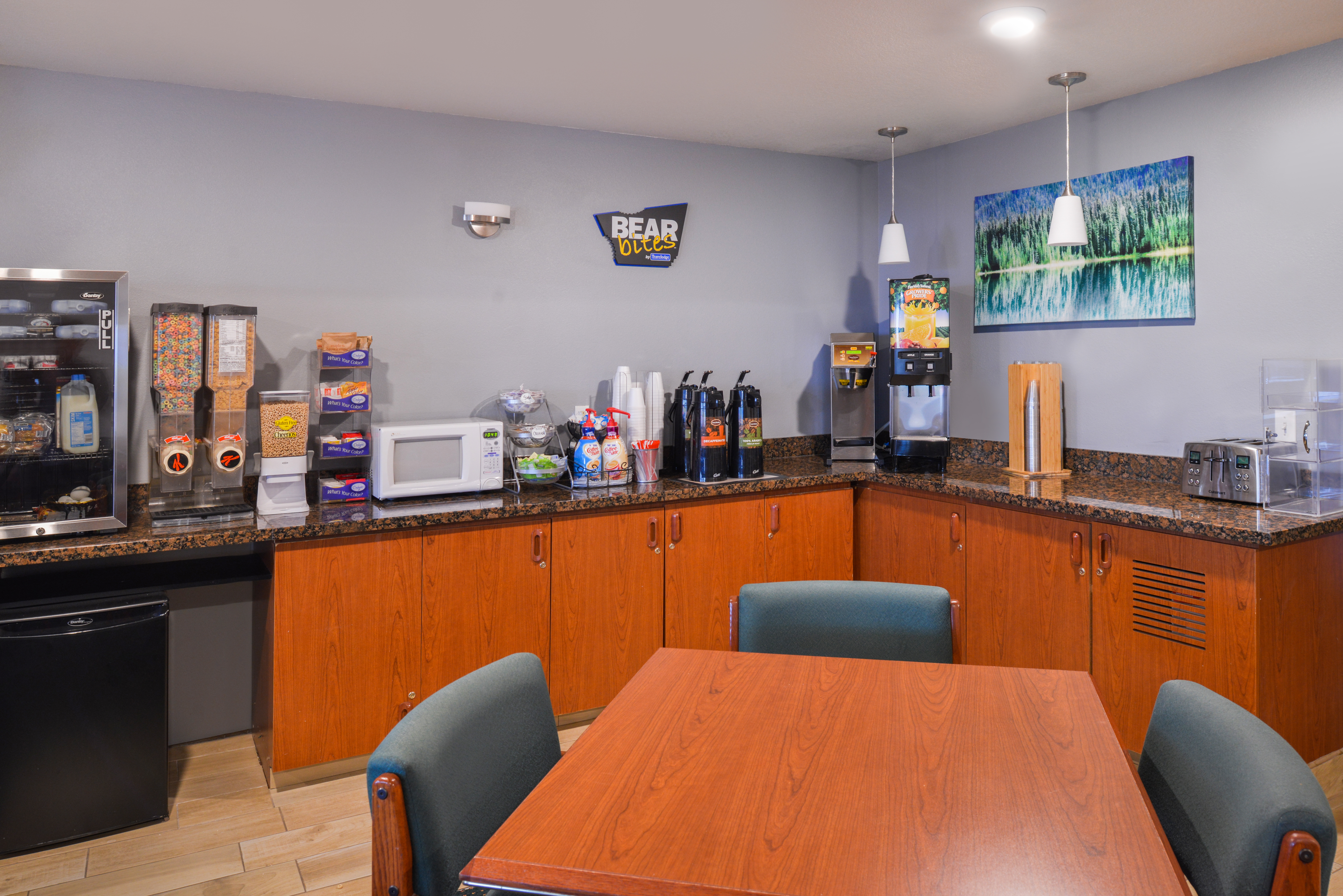 Free breakfast at Travelodge Suites by Wyndham Newberg in Newberg, Oregon