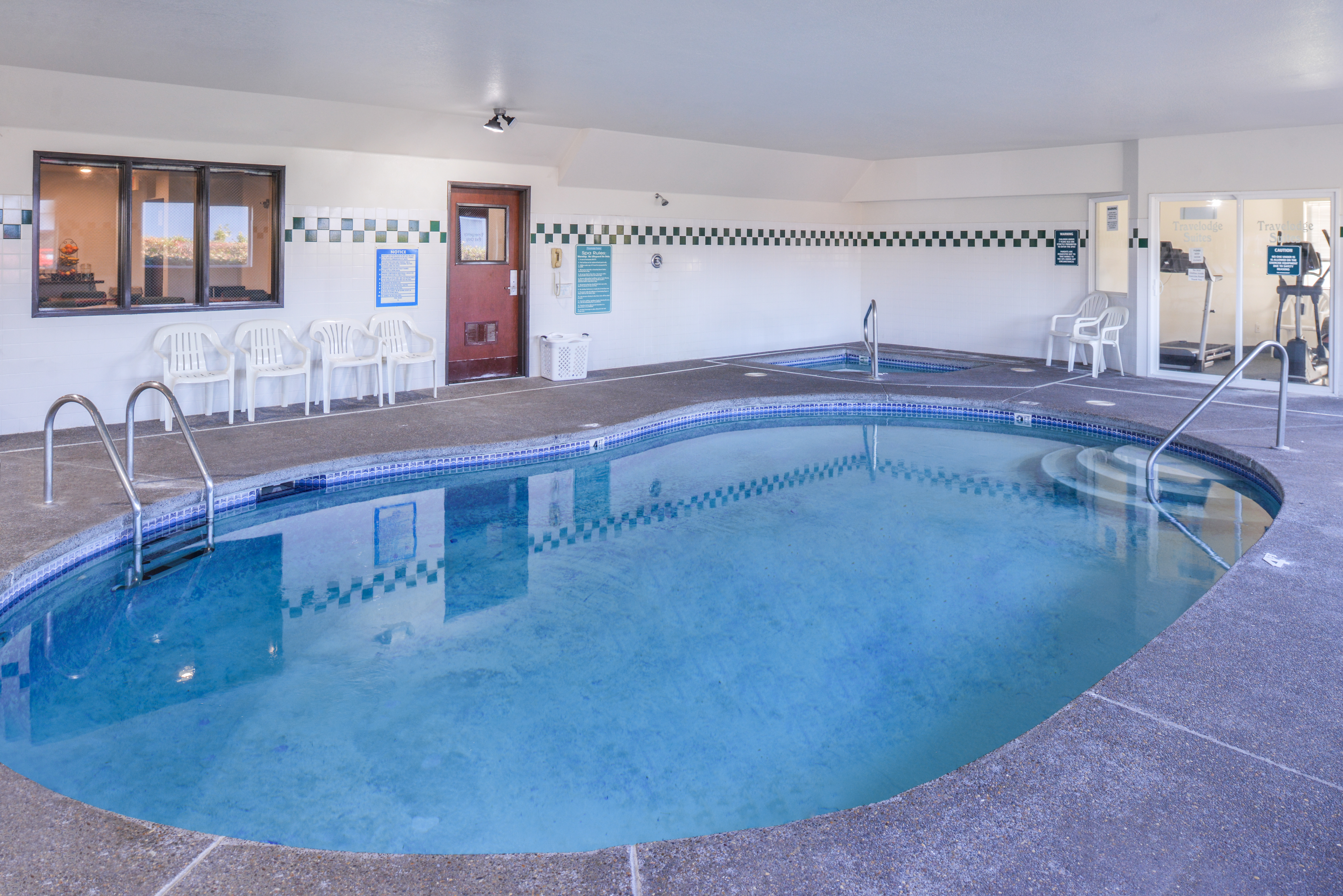 Indoor pool at the Travelodge Suites by Wyndham Newberg in Newberg, Oregon
