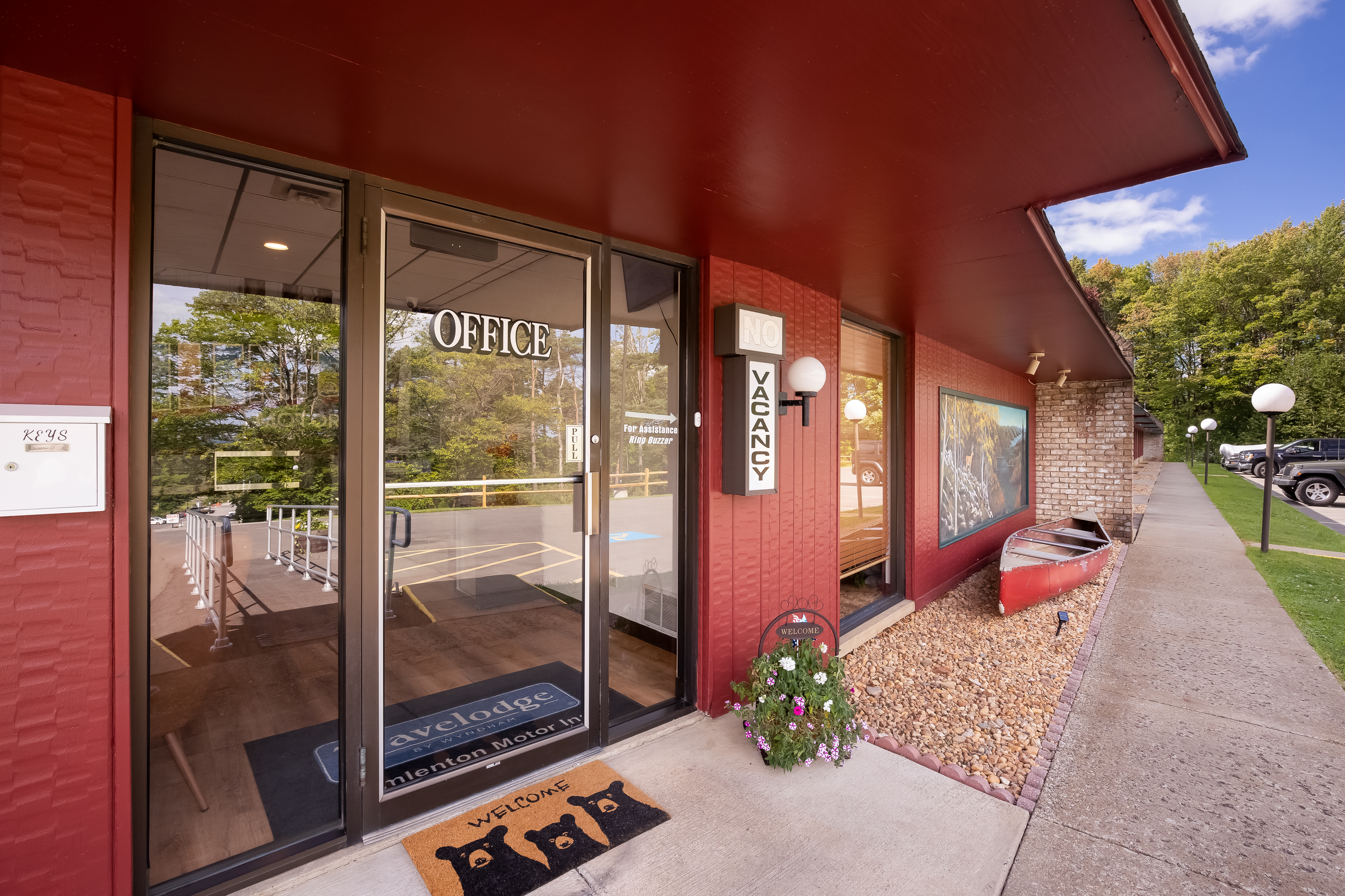 Travelodge by Wyndham Emlenton Emlenton, PA Hotels