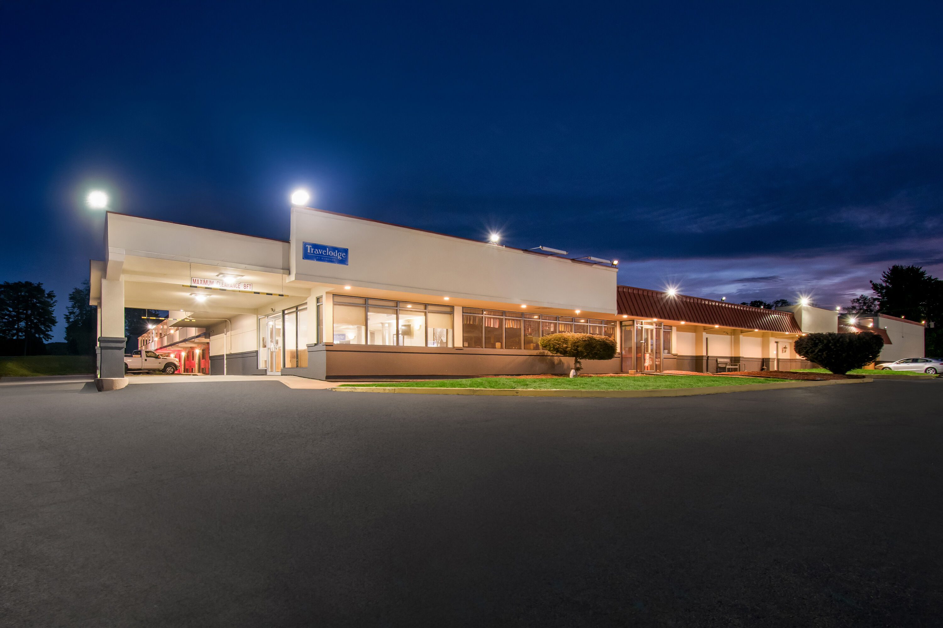 Exterior Night Image of Travelodge by Wyndham Shamokin Dam/Selinsgrove hotel in Shamokin Dam, Pennsylvania