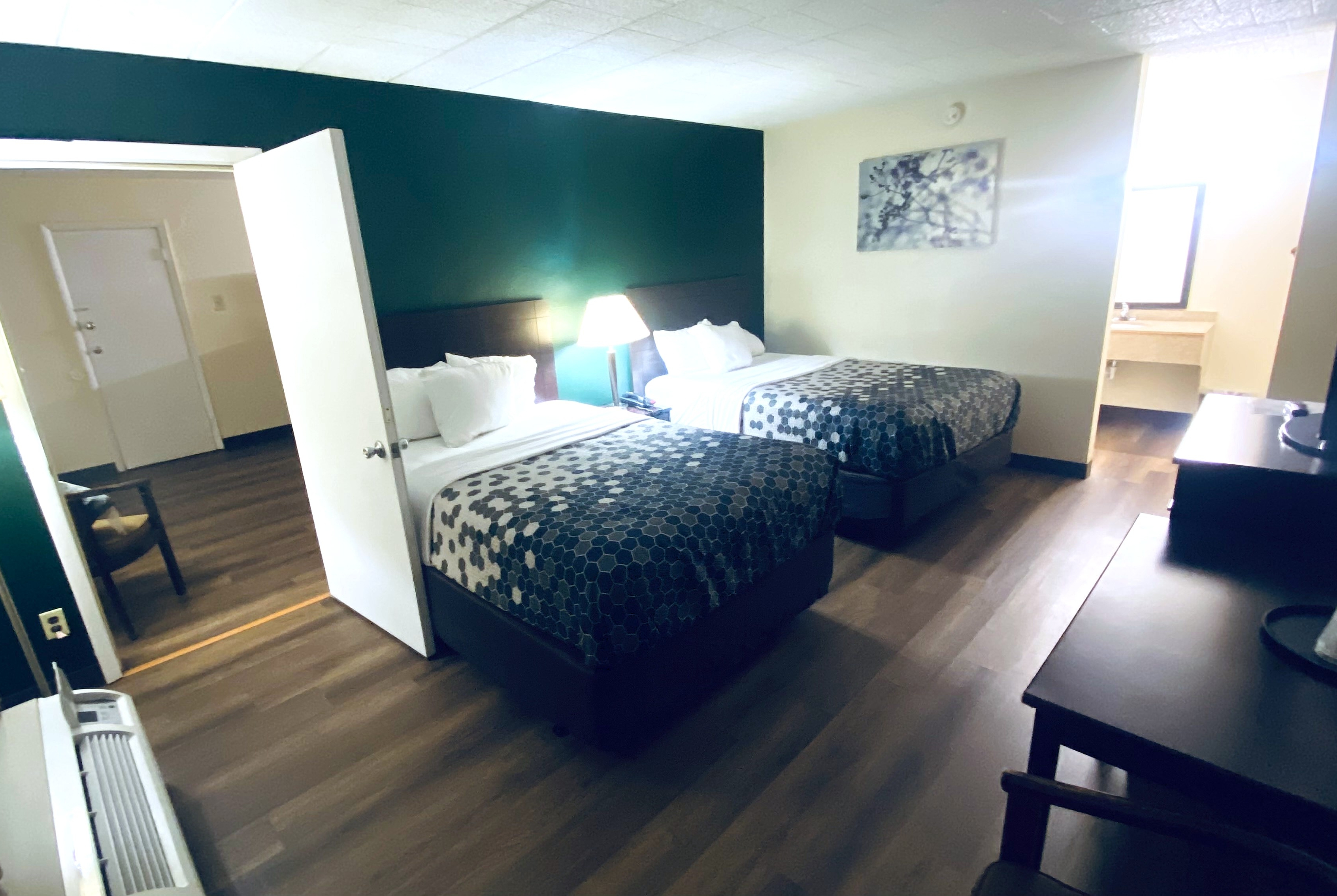 Guest room at the Travelodge by Wyndham Shamokin Dam/Selinsgrove in Shamokin Dam, Pennsylvania