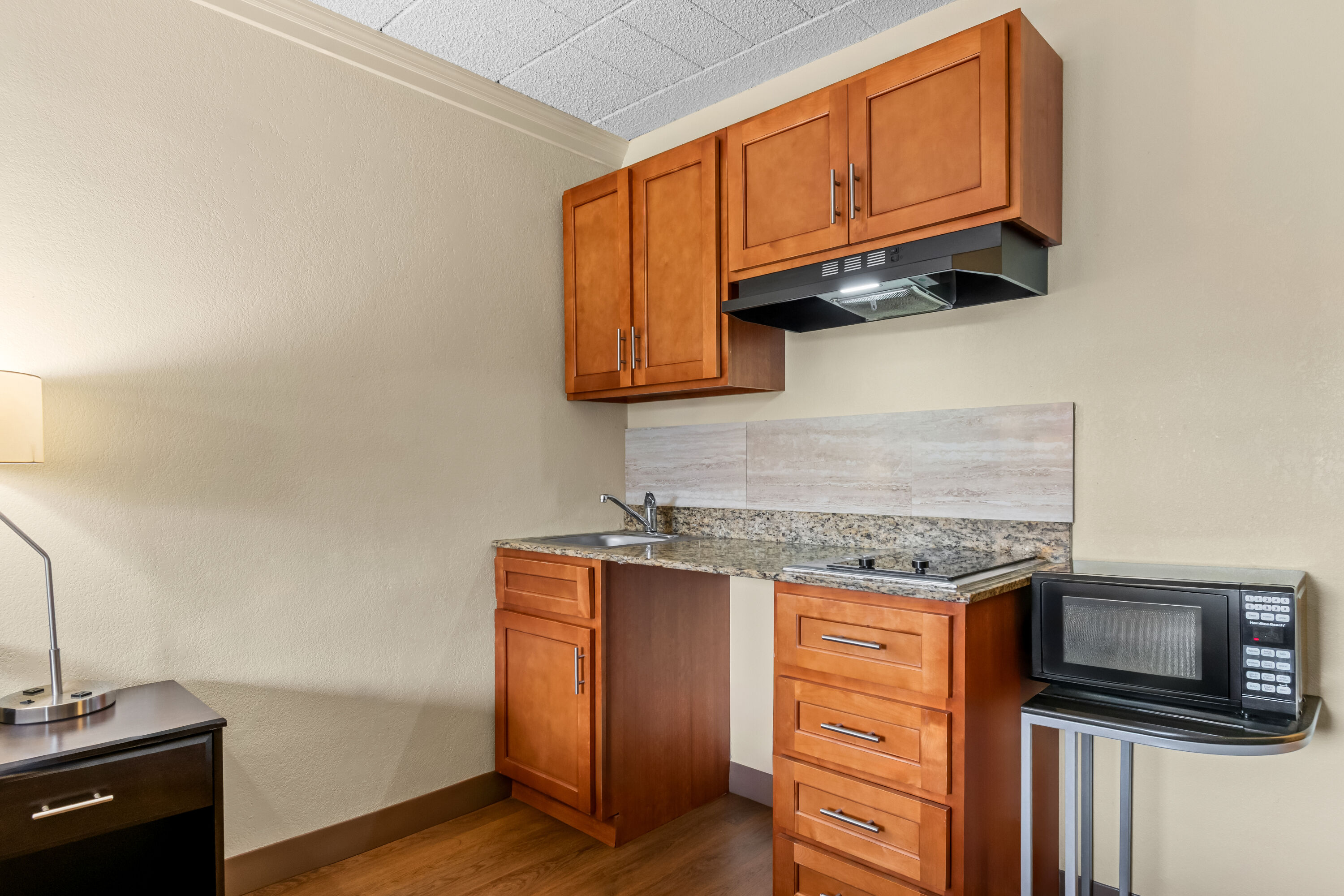 Travelodge by Wyndham Shamokin Dam/Selinsgrove suite kitchen in Shamokin Dam, Pennsylvania