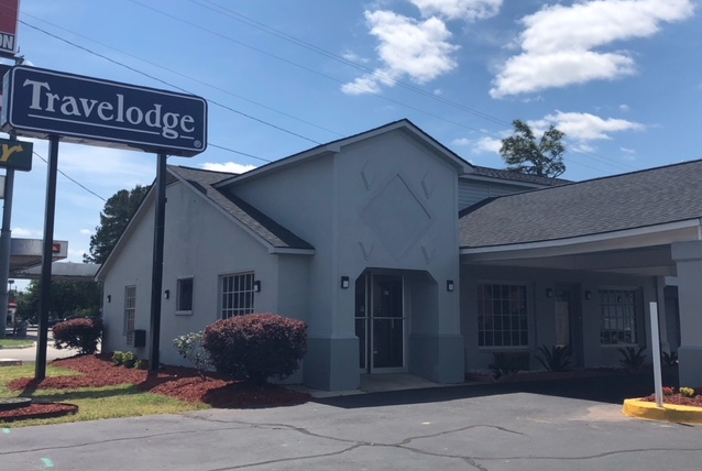 Exterior of Travelodge by Wyndham Walterboro hotel in Walterboro, South Carolina