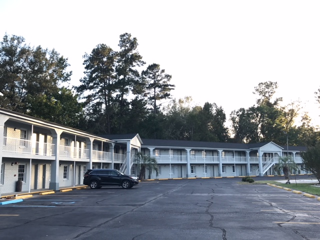 Exterior of Travelodge by Wyndham Walterboro hotel in Walterboro, South Carolina