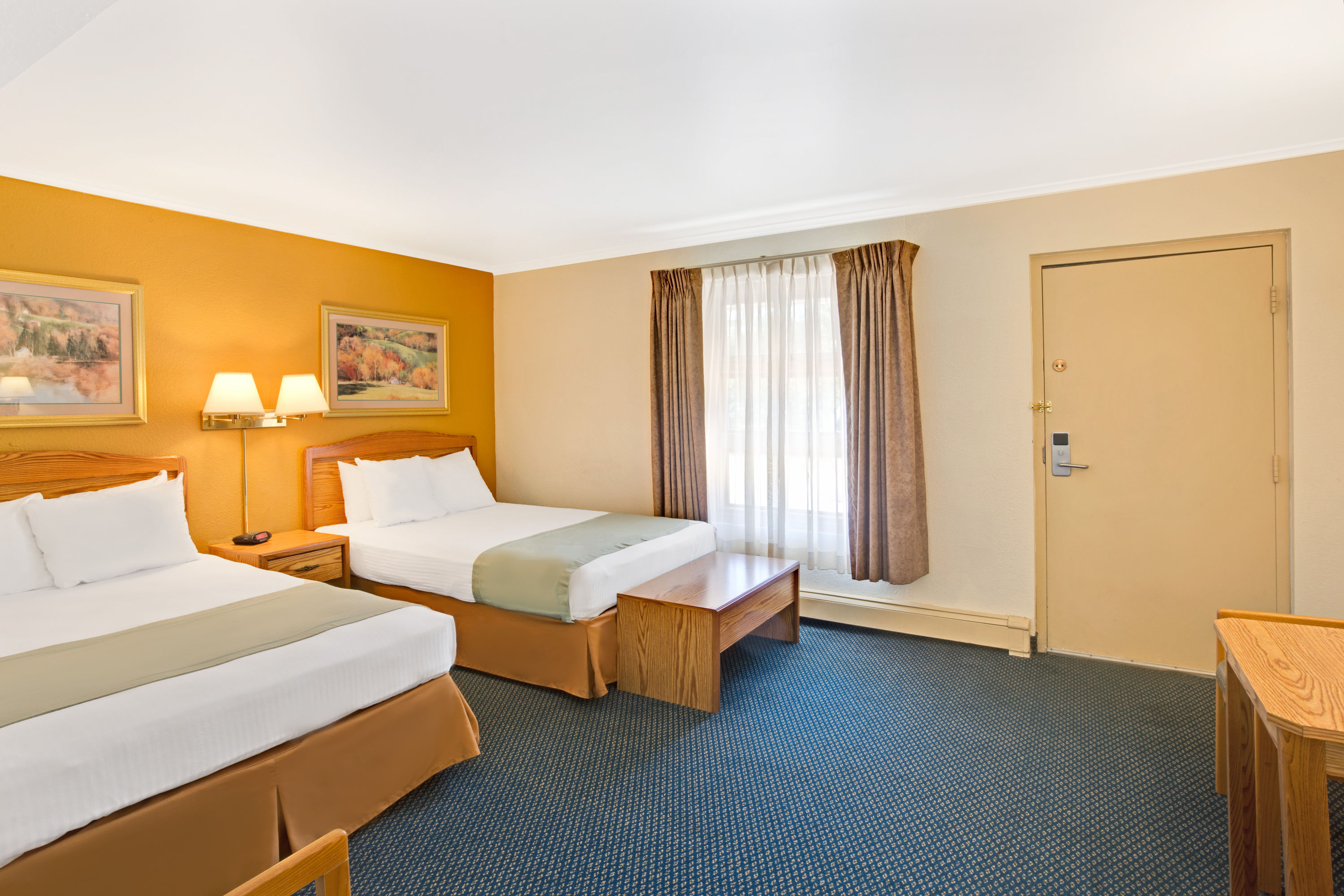 Travelodge By Wyndham Rapid City Rapid City Hotels Sd 57701