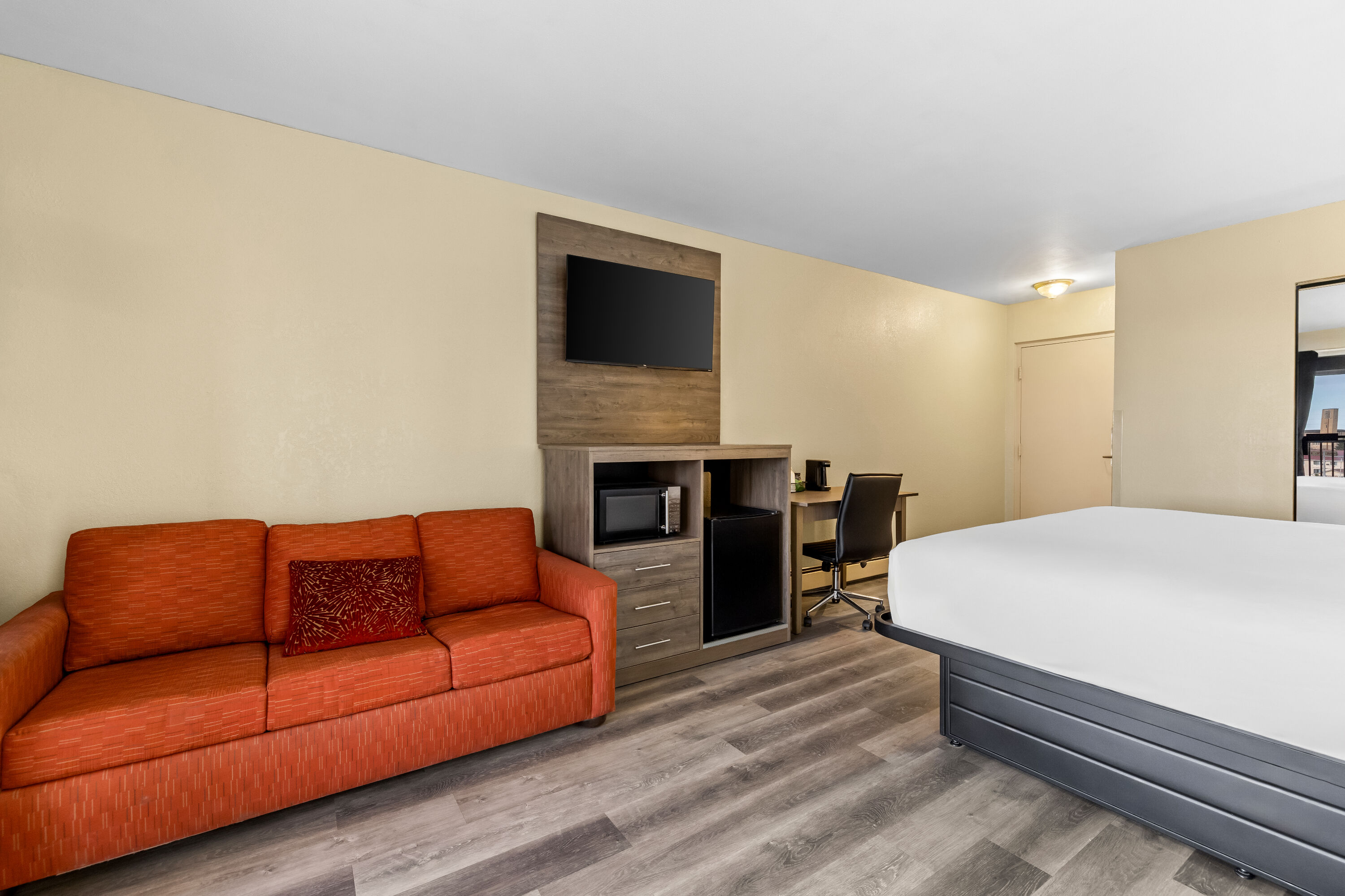 Travelodge by Wyndham Rapid City suite in Rapid City, South Dakota