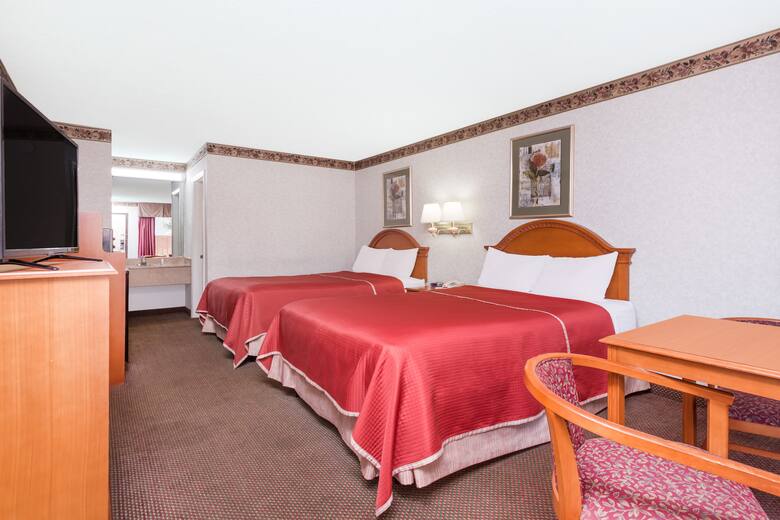 Guest room at the Travelodge Chattanooga/Hamilton Place in Chattanooga, Tennessee
