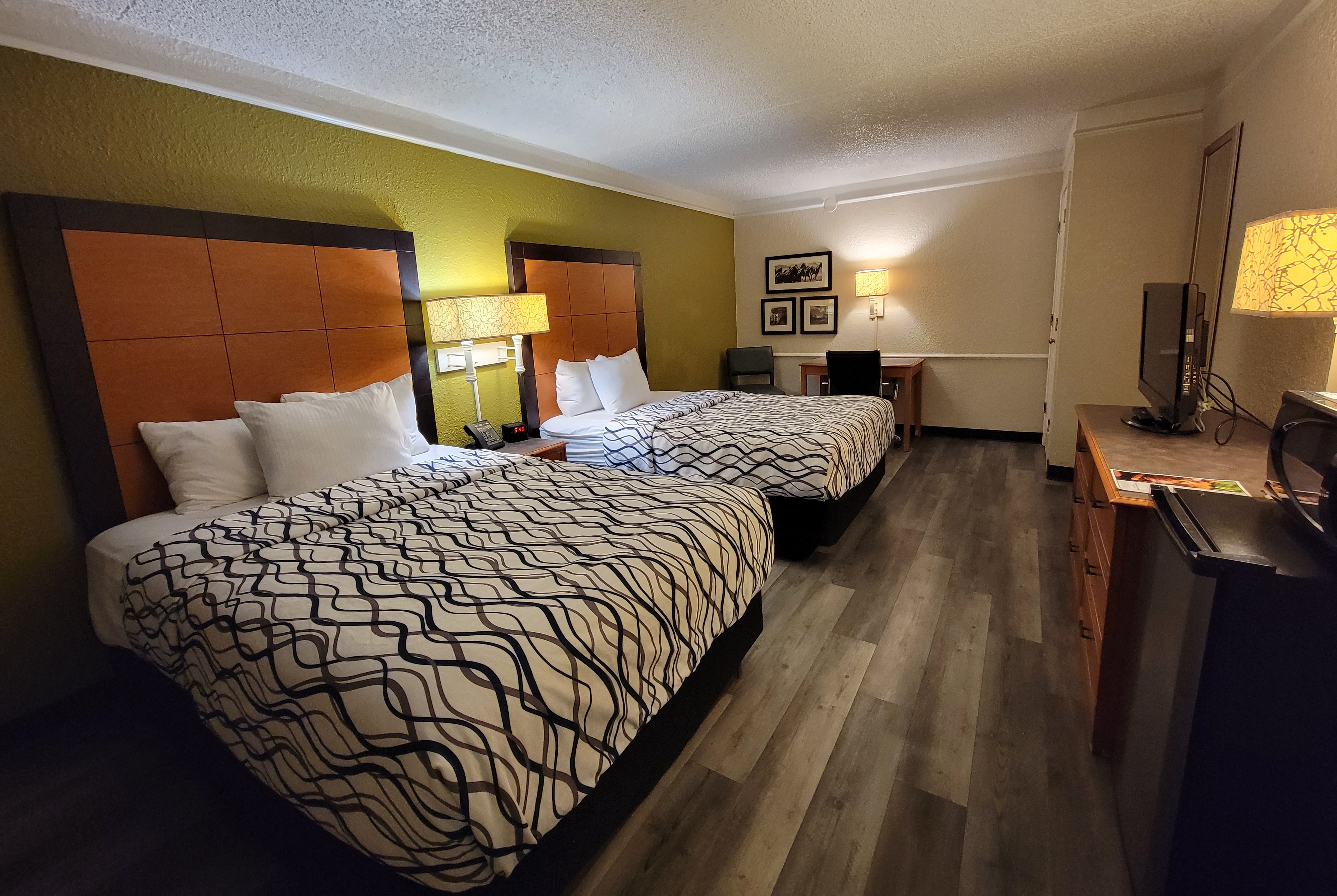 Guest room at the Travelodge by Wyndham Amarillo West Medical Center in Amarillo, Texas